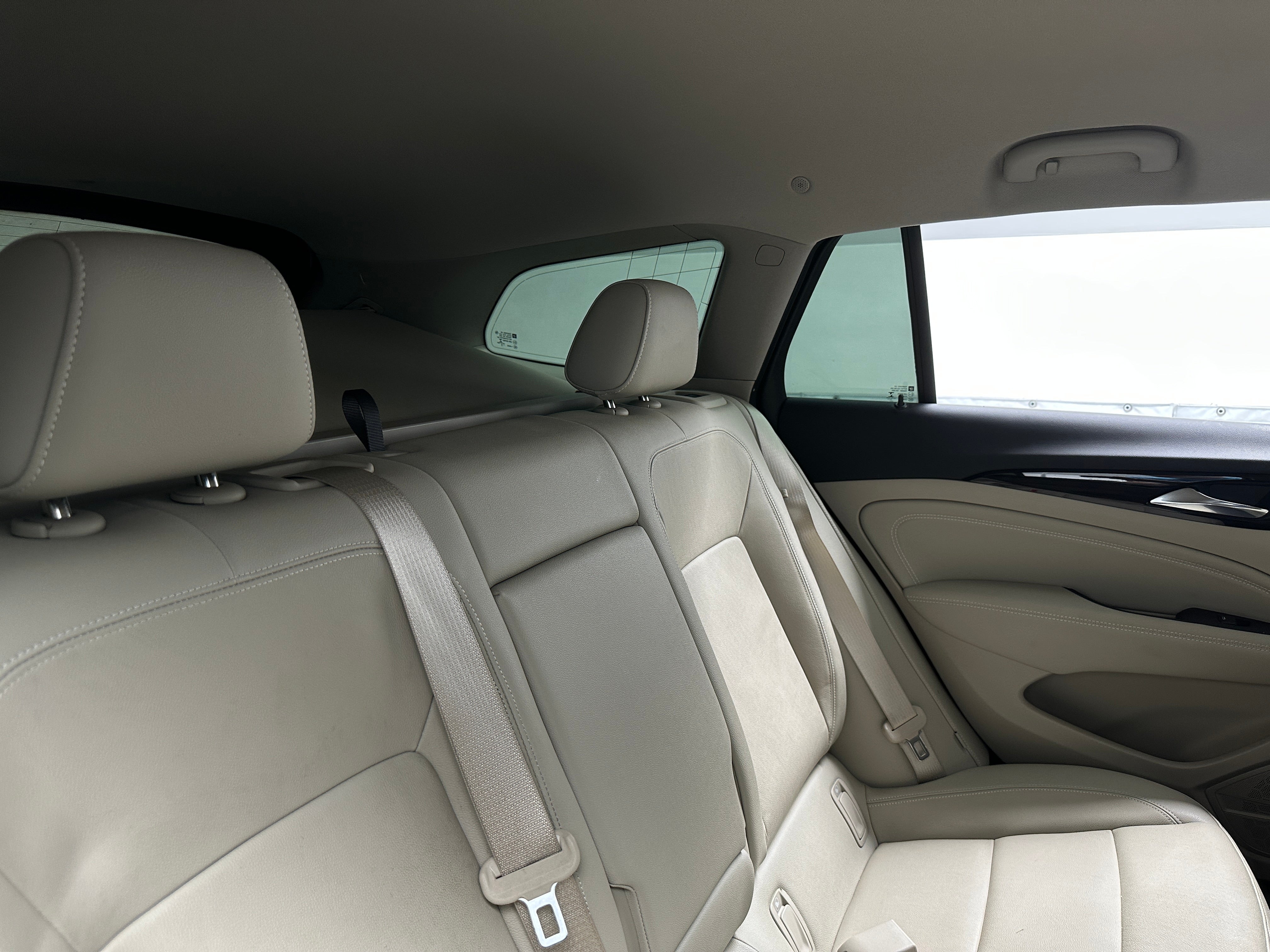 Thumbnail: 2018 Buick Regal - 6