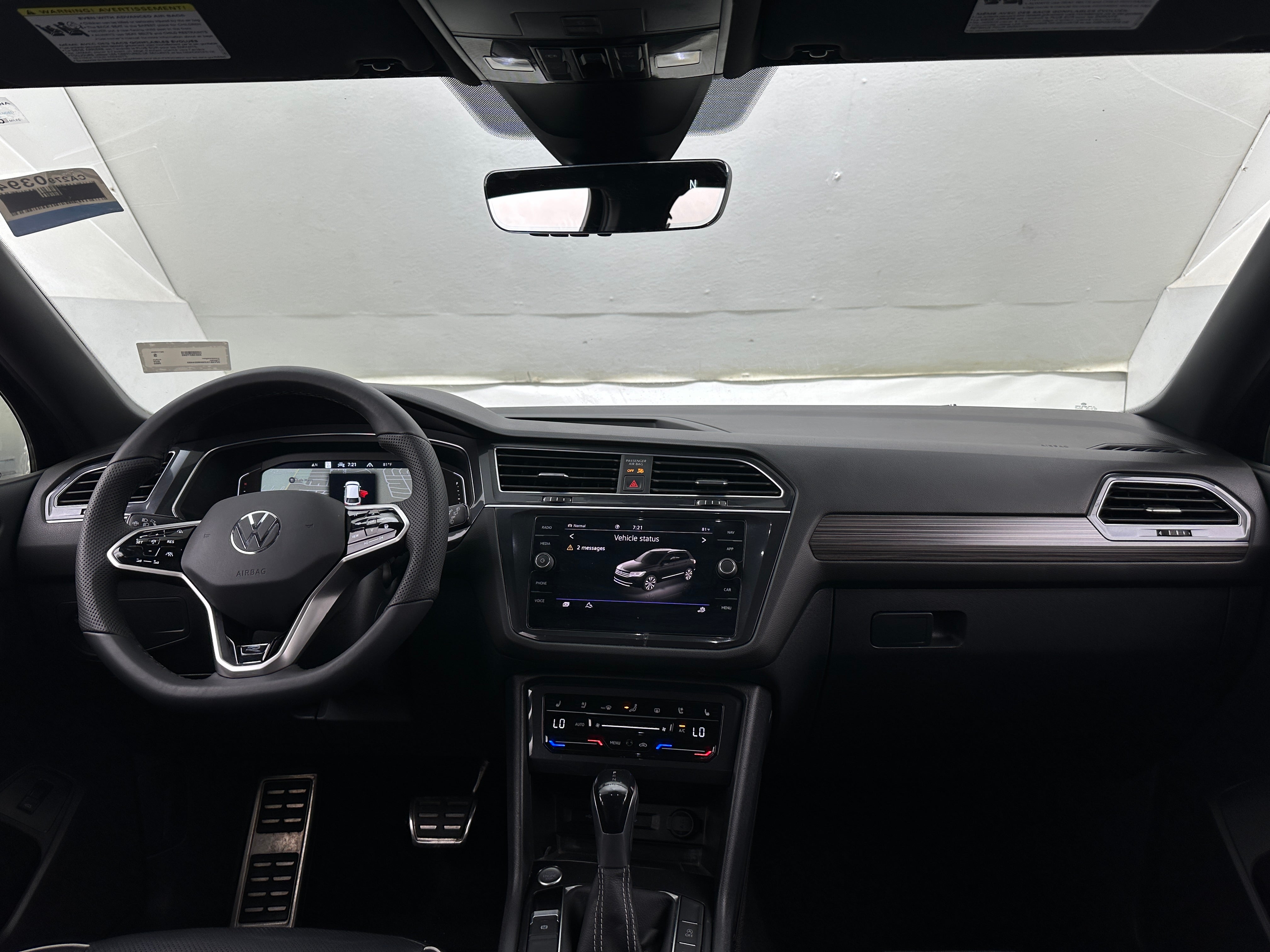 Thumbnail: 2022 Volkswagen Tiguan - 2