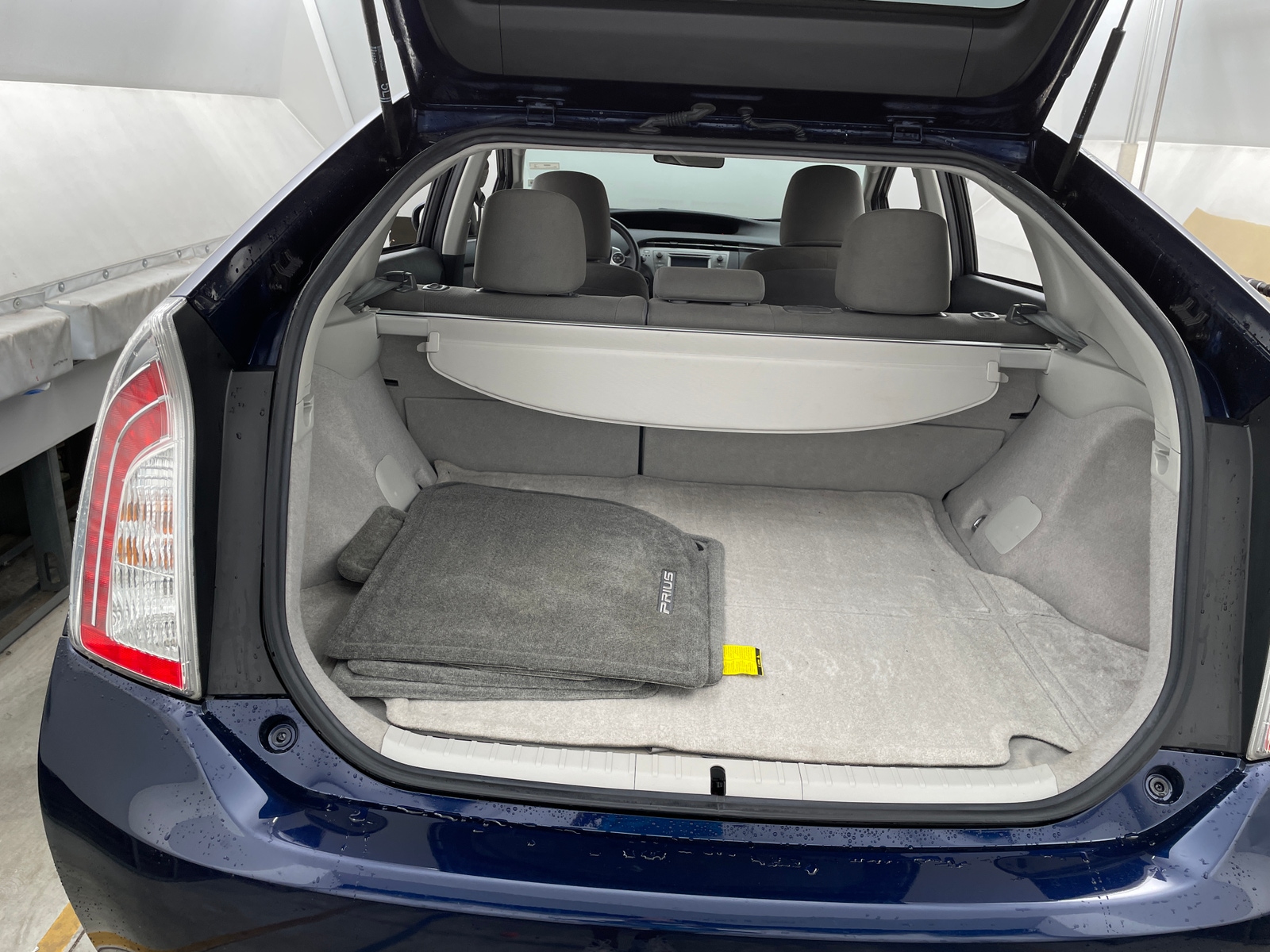 Thumbnail: 2015 Toyota Prius - 7