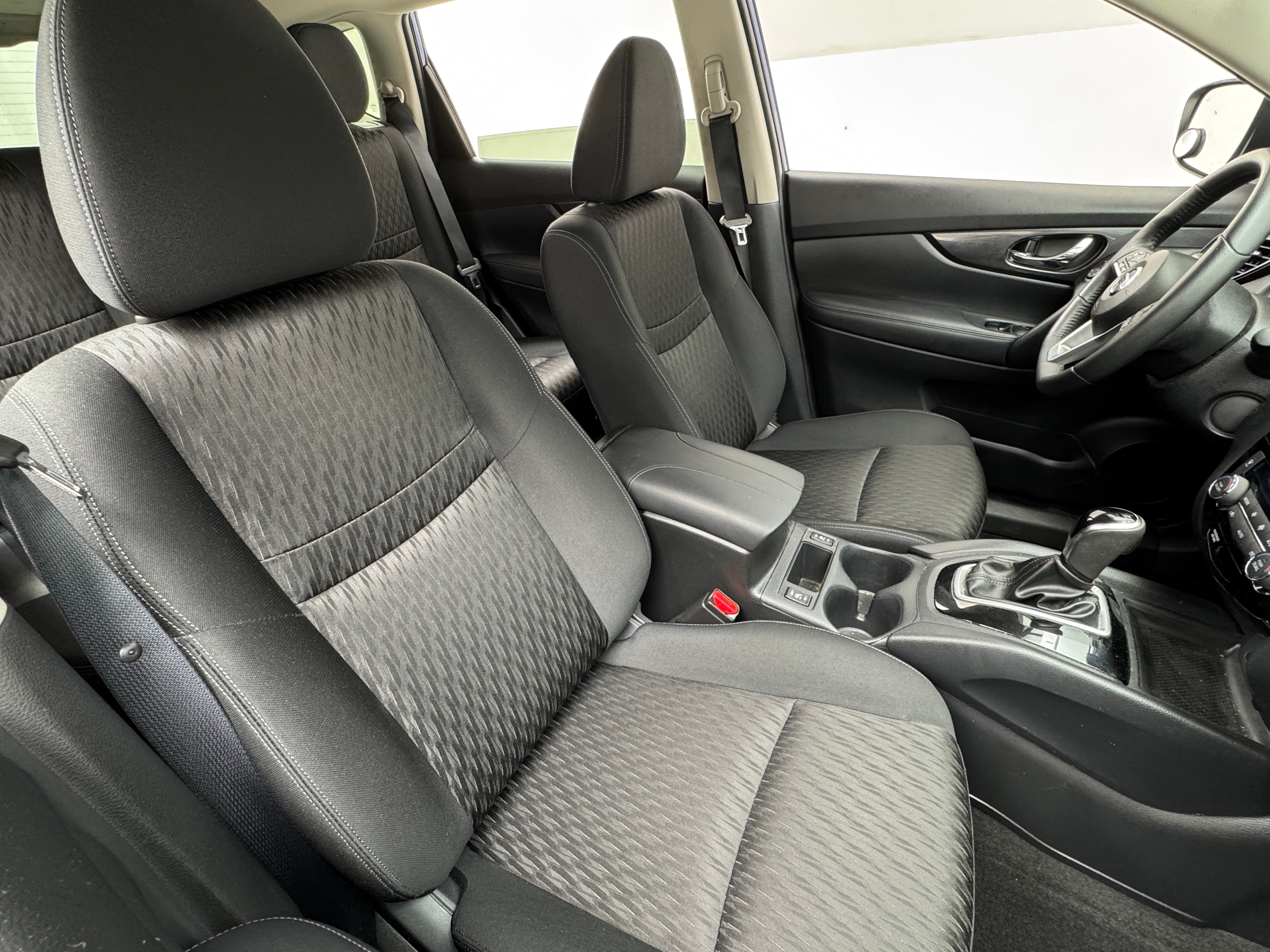 Thumbnail: 2018 Nissan Rogue - 2