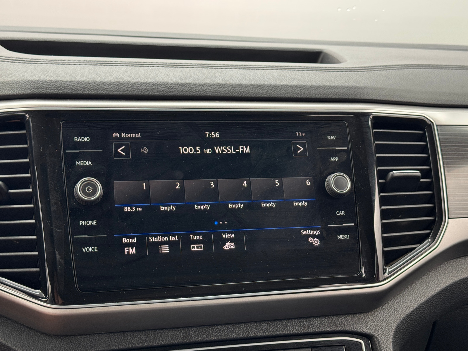Thumbnail: 2019 Volkswagen Atlas - 3