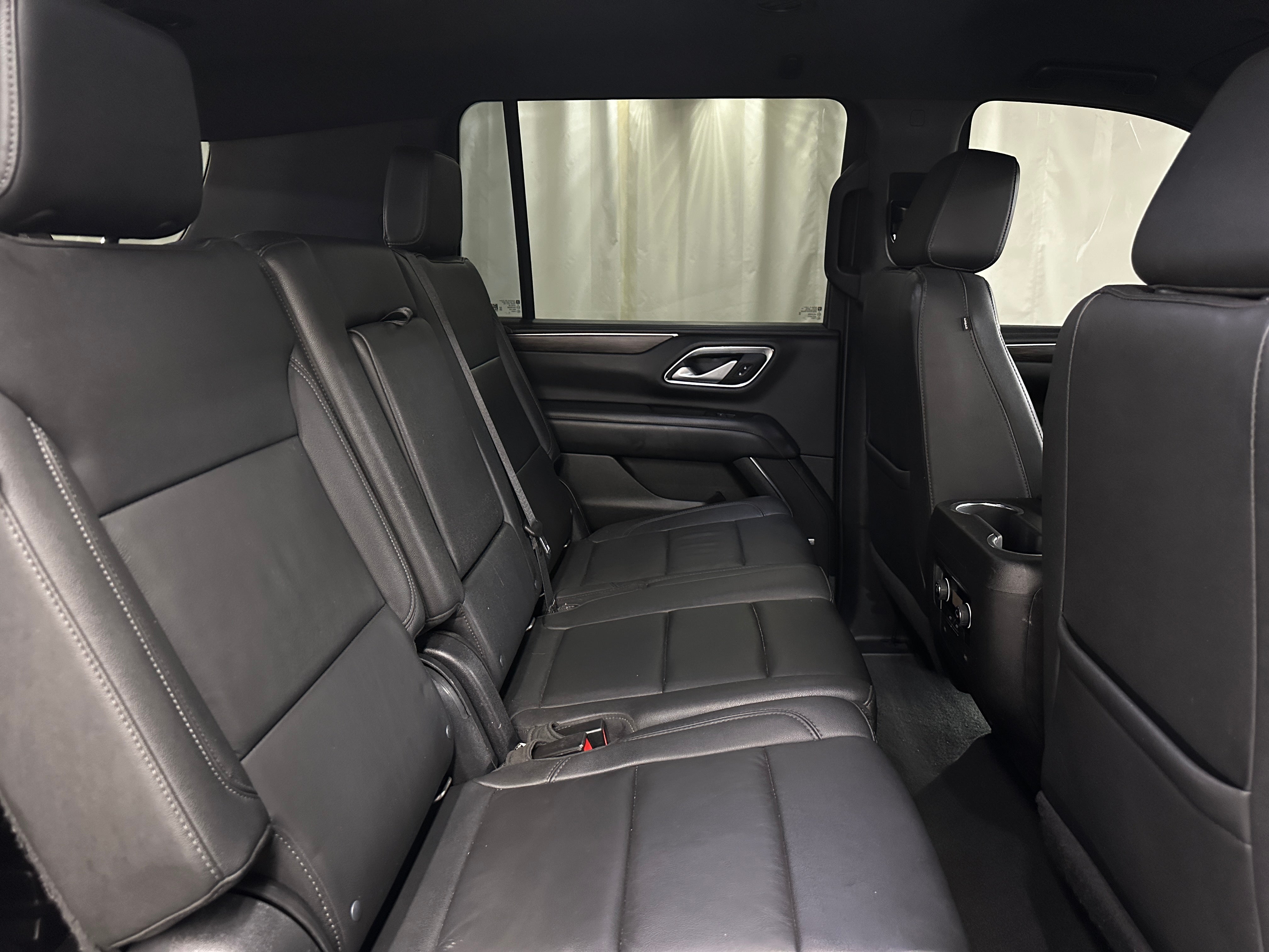 Thumbnail: 2022 Chevrolet Suburban - 5