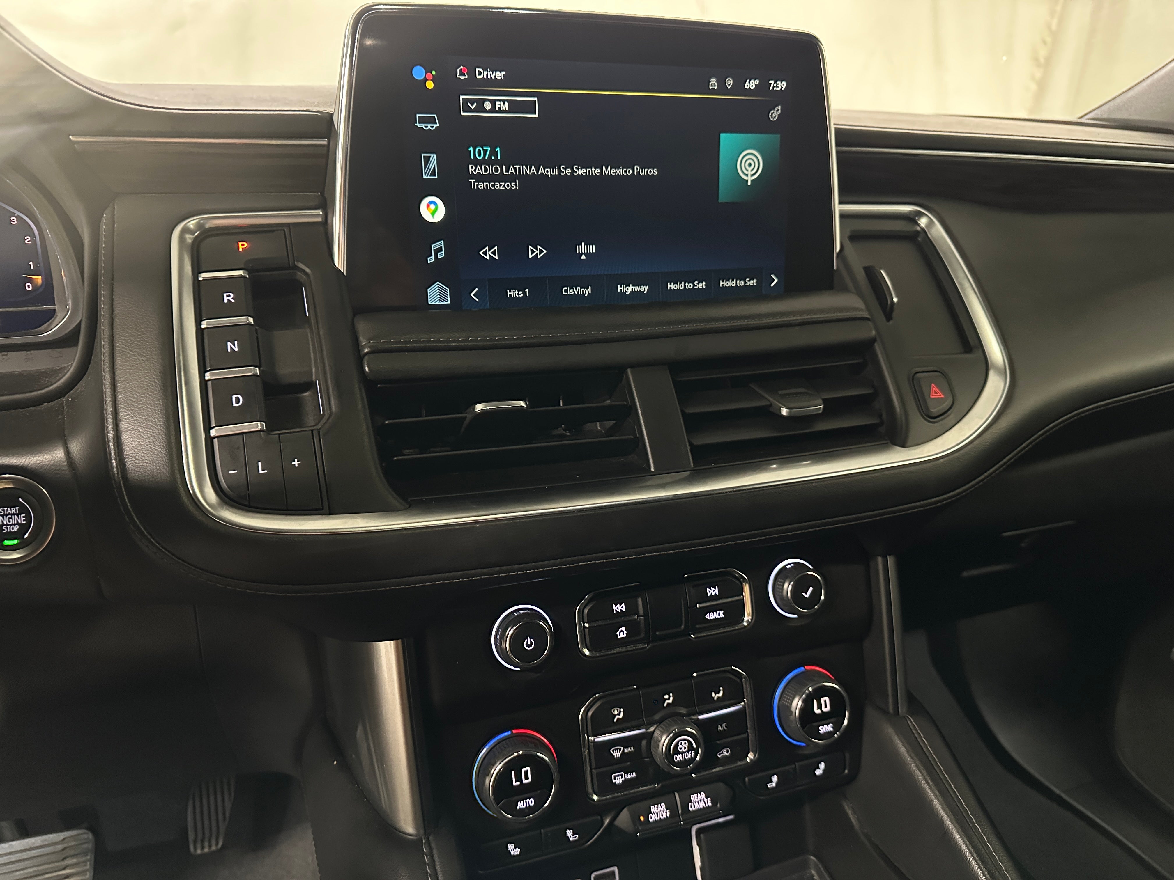 Thumbnail: 2022 Chevrolet Suburban - 3