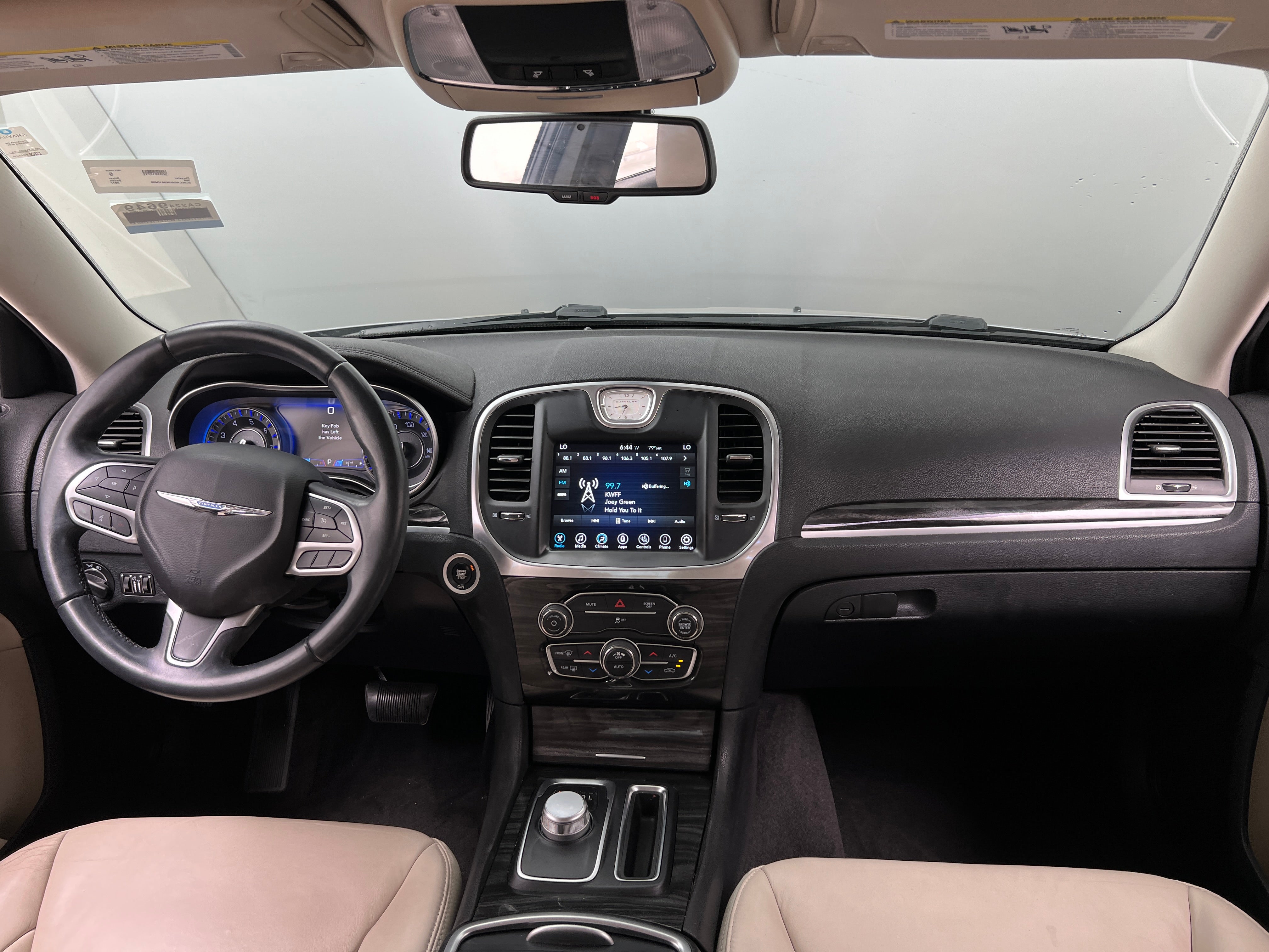 Thumbnail: 2017 Chrysler 300 - 2