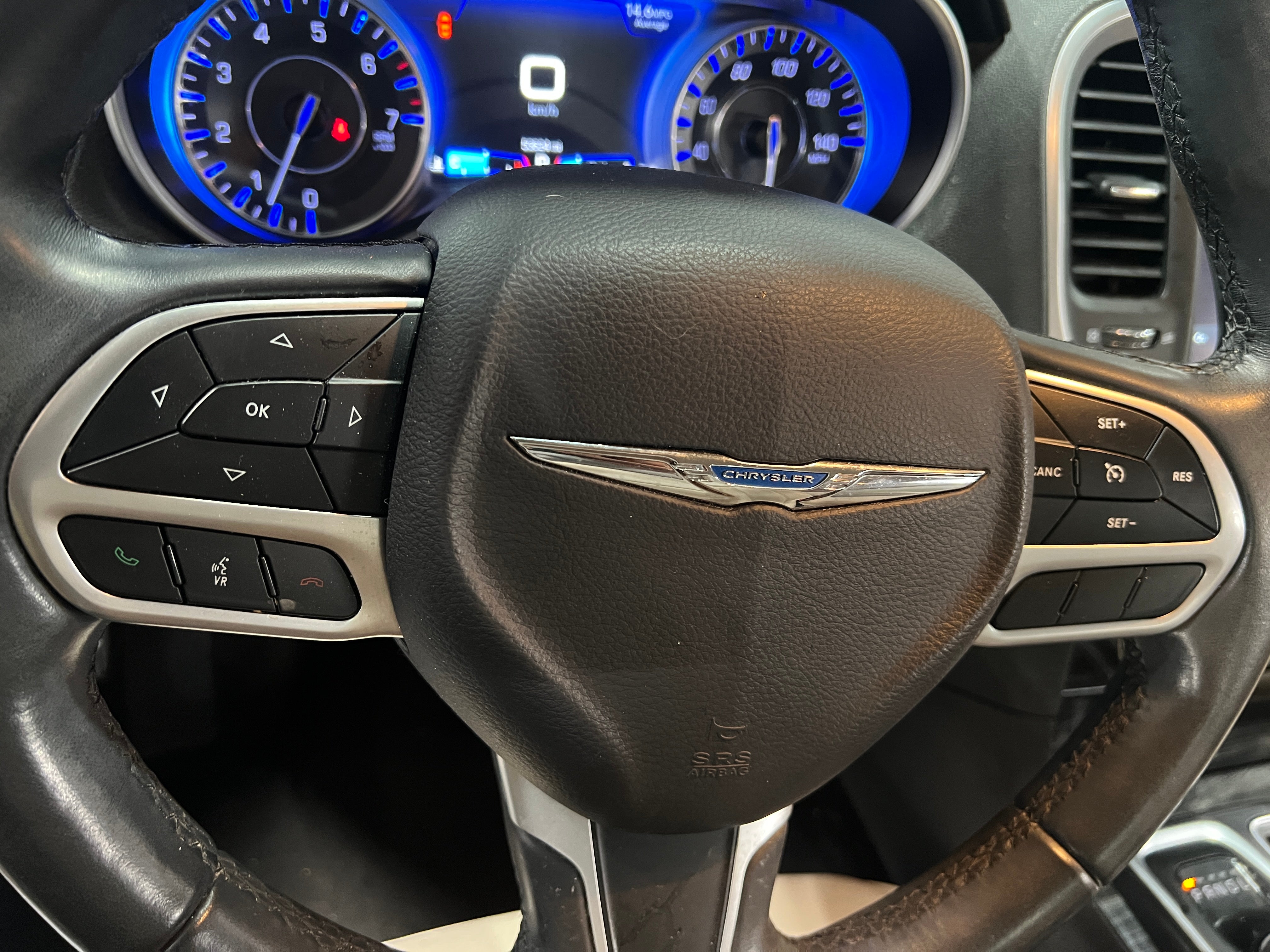 Thumbnail: 2017 Chrysler 300 - 4