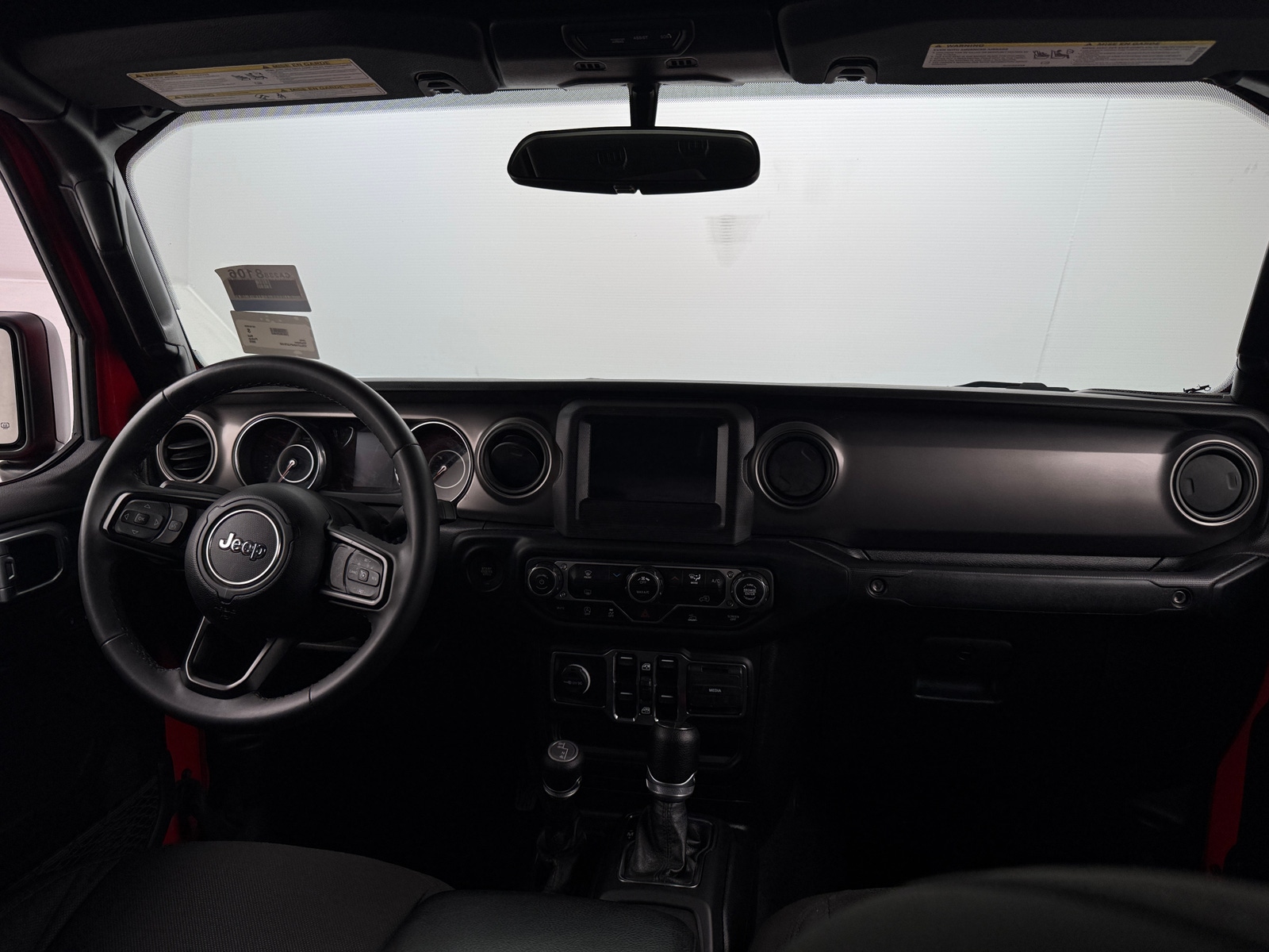 Thumbnail: 2023 Jeep Gladiator - 3