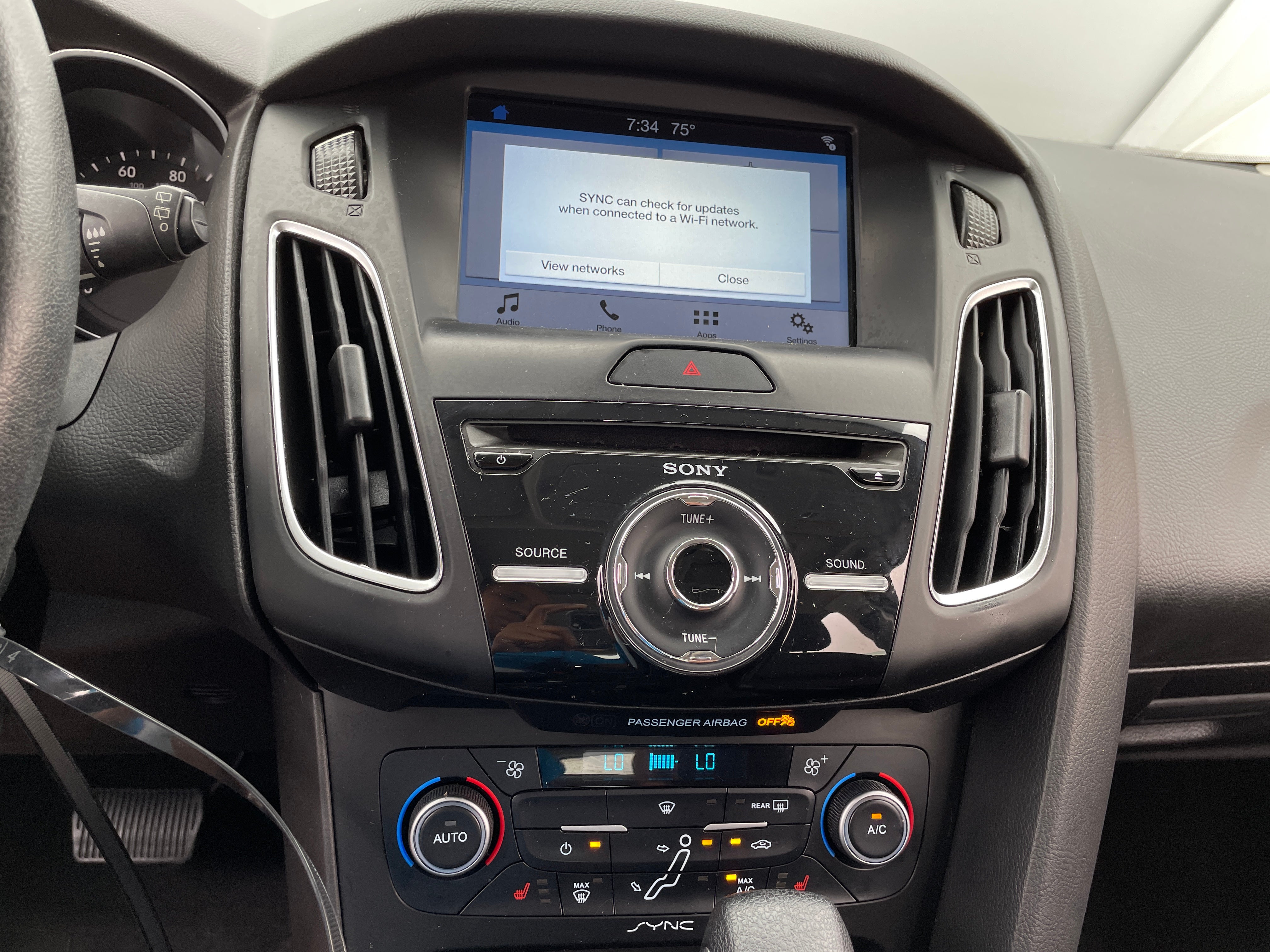 Thumbnail: 2018 Ford Focus - 4