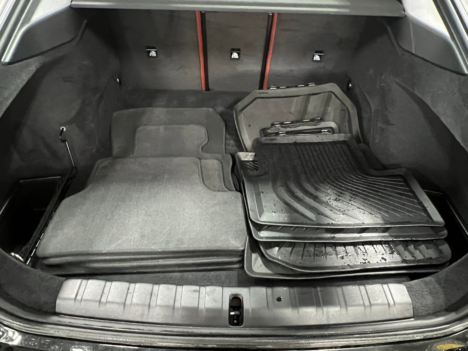 Thumbnail: 2024 BMW i4 - 6