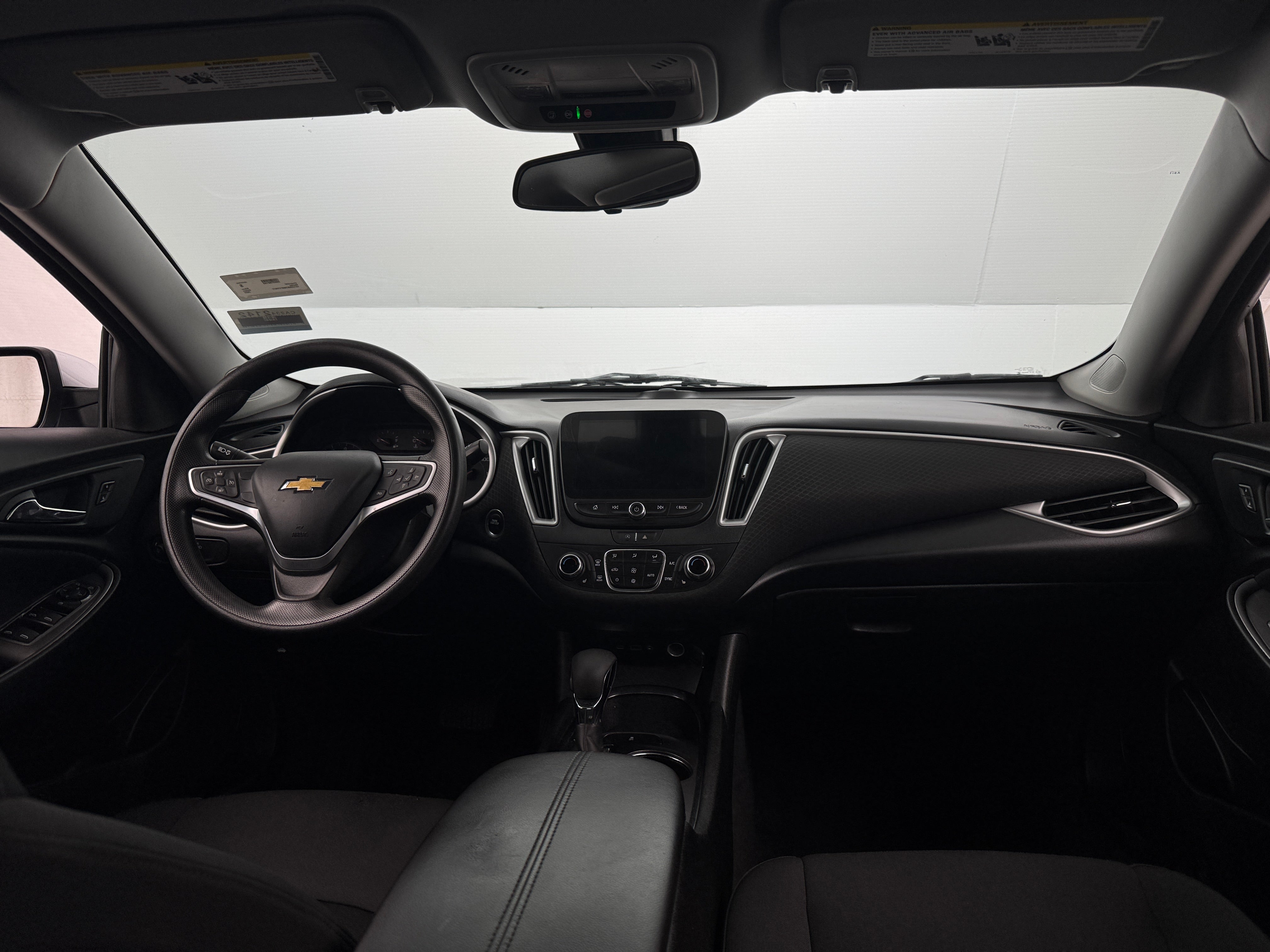 Thumbnail: 2022 Chevrolet Malibu - 3