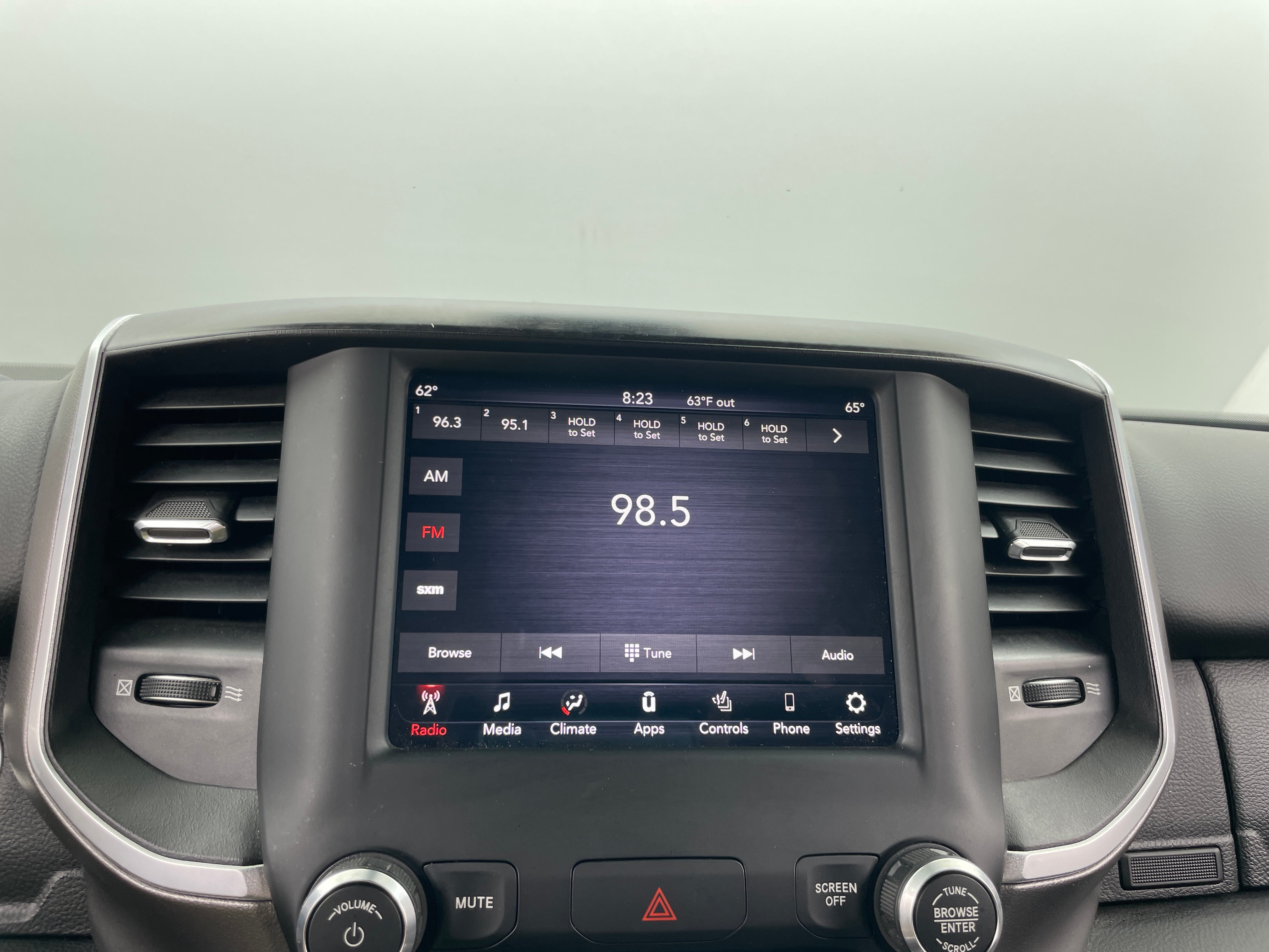 Thumbnail: 2019 RAM 1500 - 4