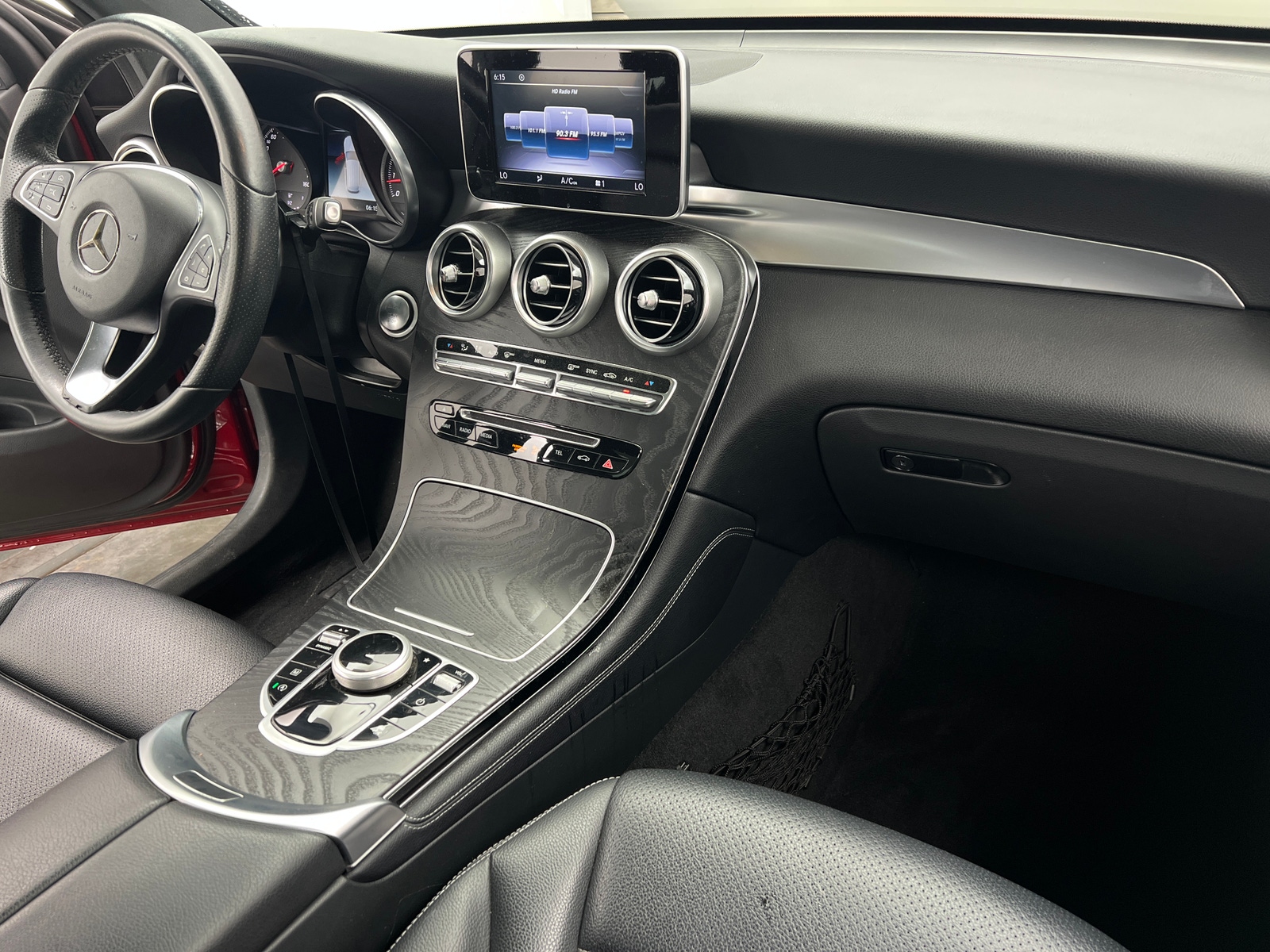 Thumbnail: 2018 Mercedes-Benz GLC - 2