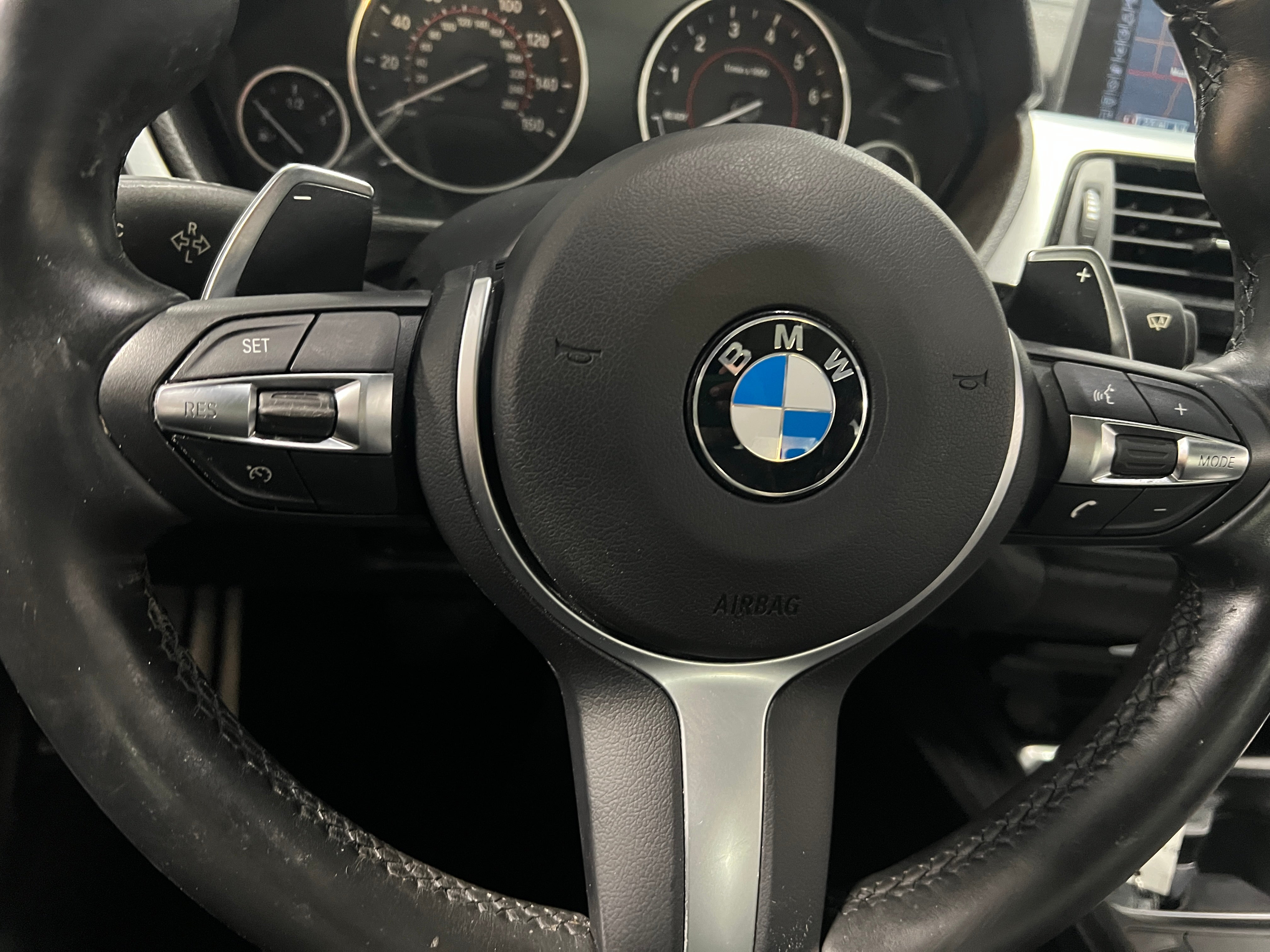 Thumbnail: 2015 BMW 4 Series - 3