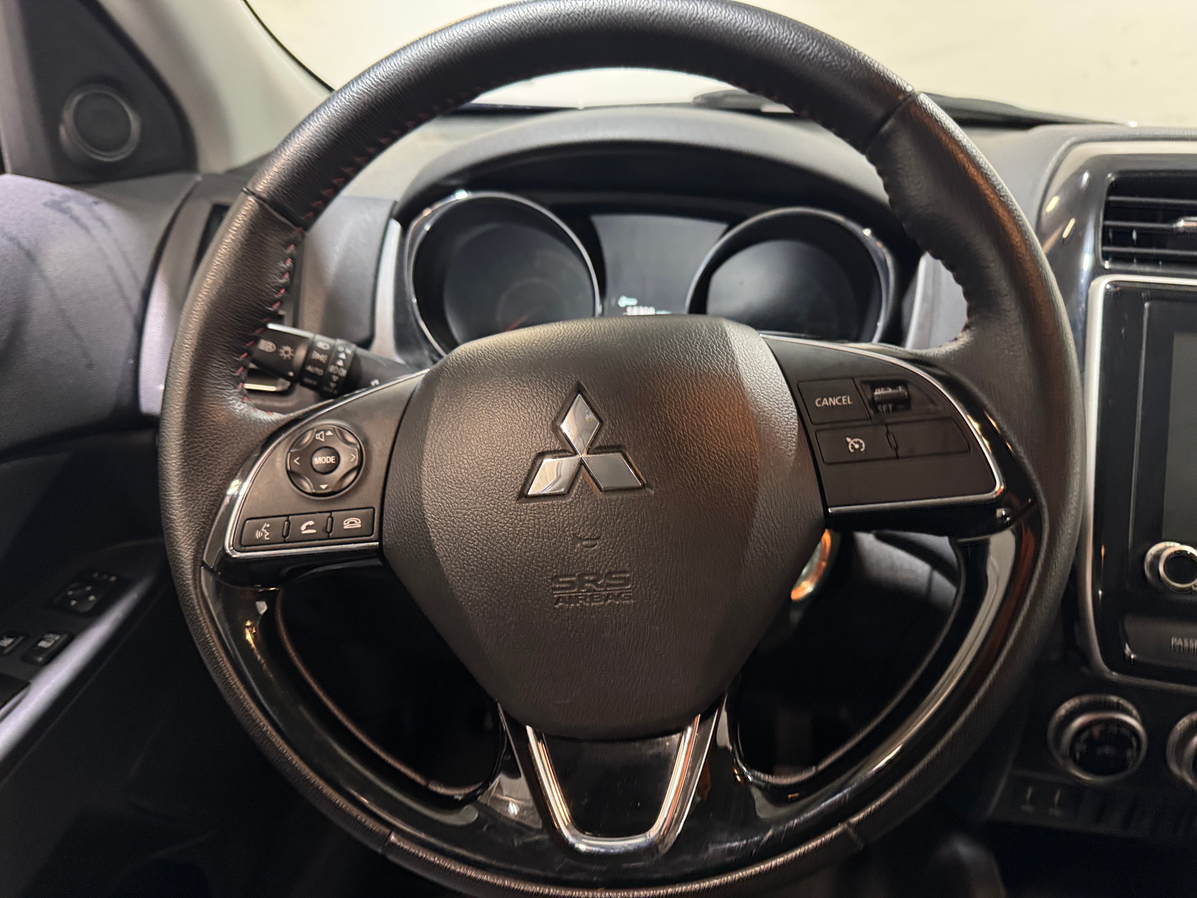 Thumbnail: 2023 Mitsubishi Outlander Sport - 5