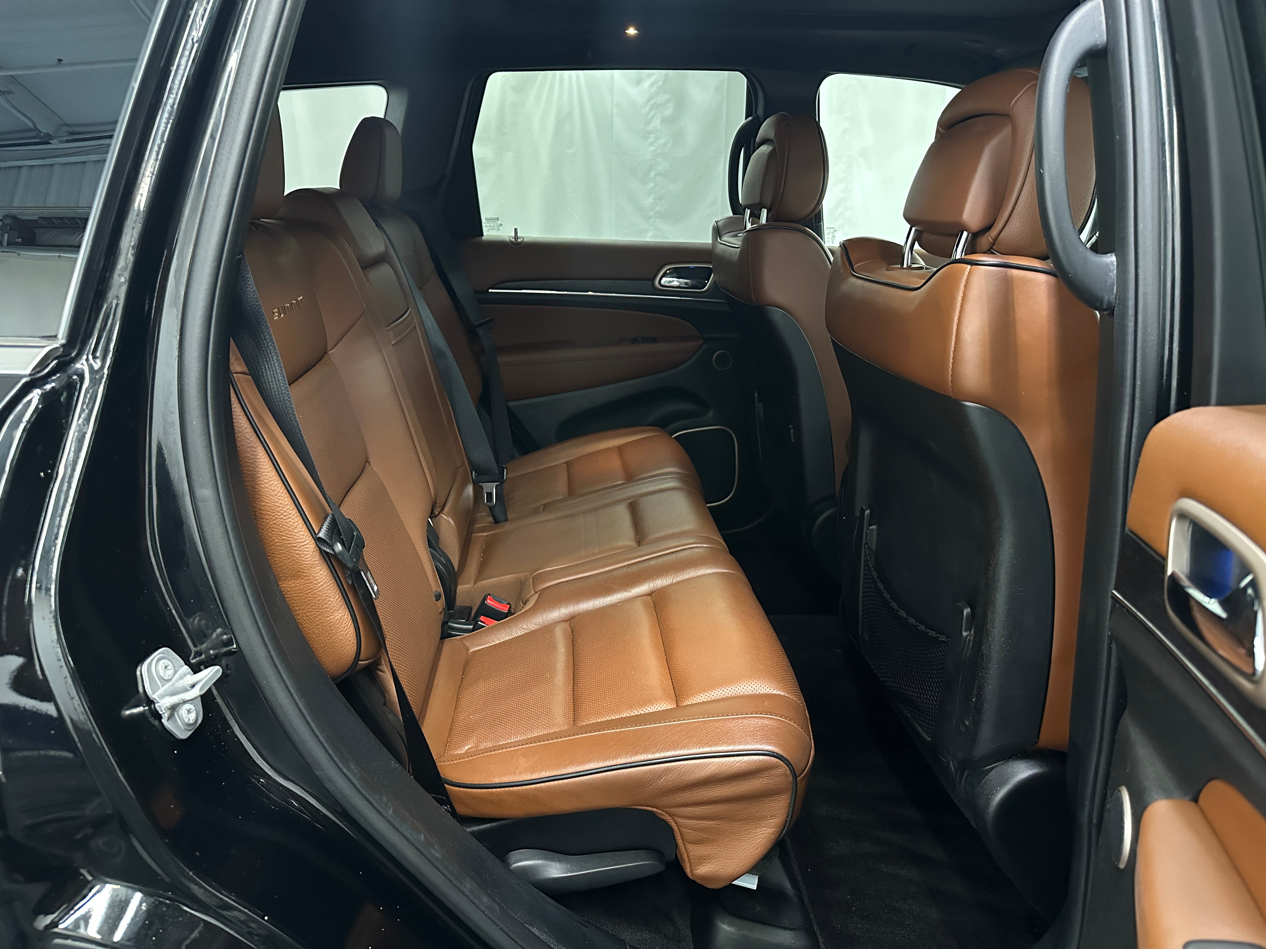 Thumbnail: 2017 Jeep Grand Cherokee - 5