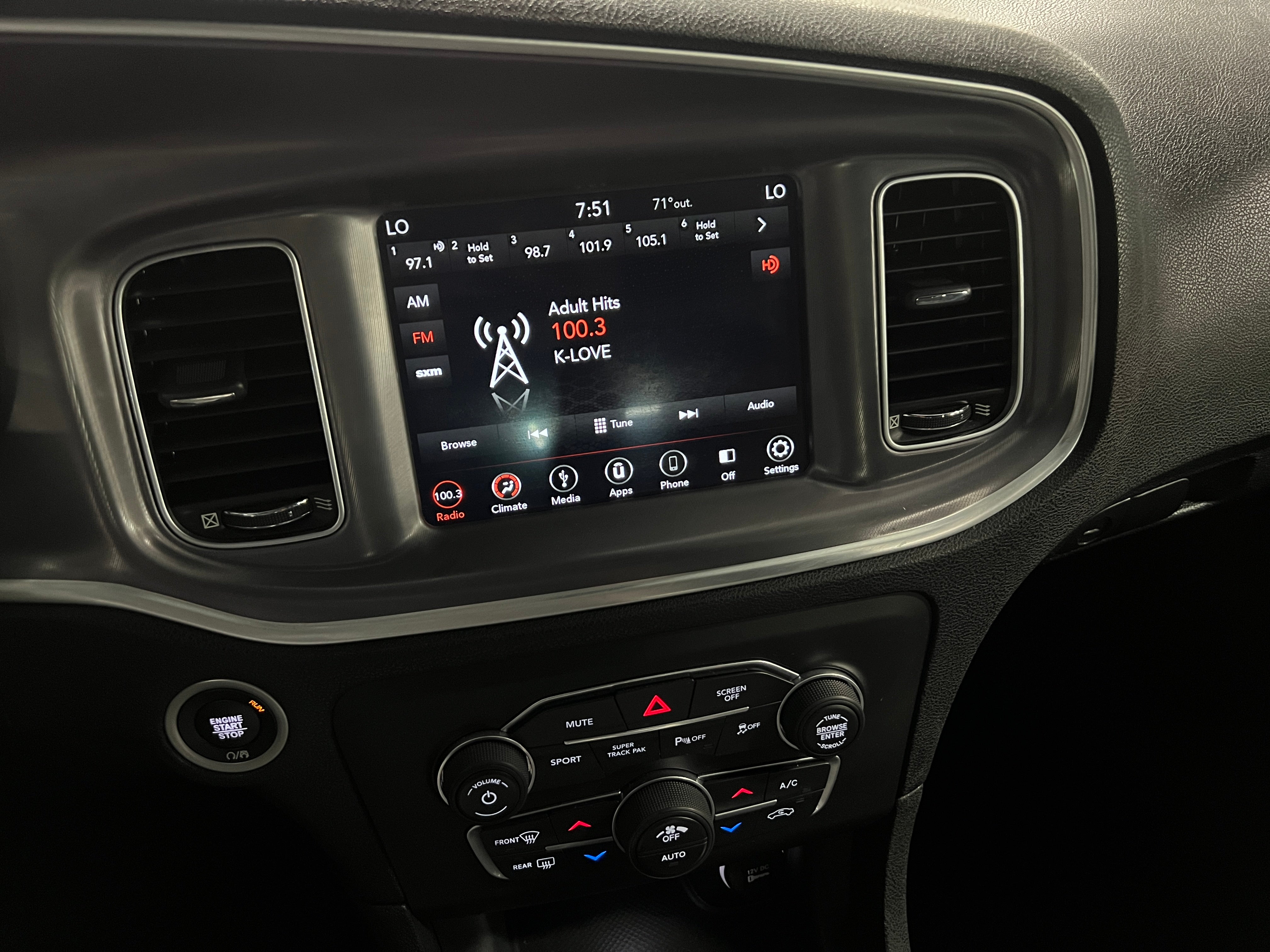 Thumbnail: 2019 Dodge Charger - 4