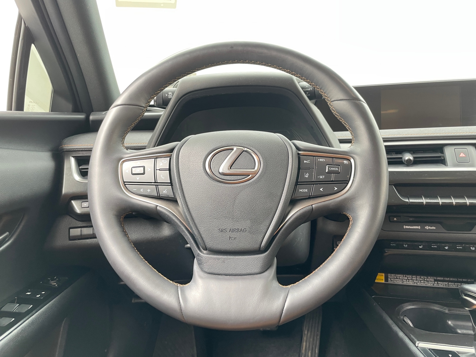 Thumbnail: 2021 Lexus UX - 4