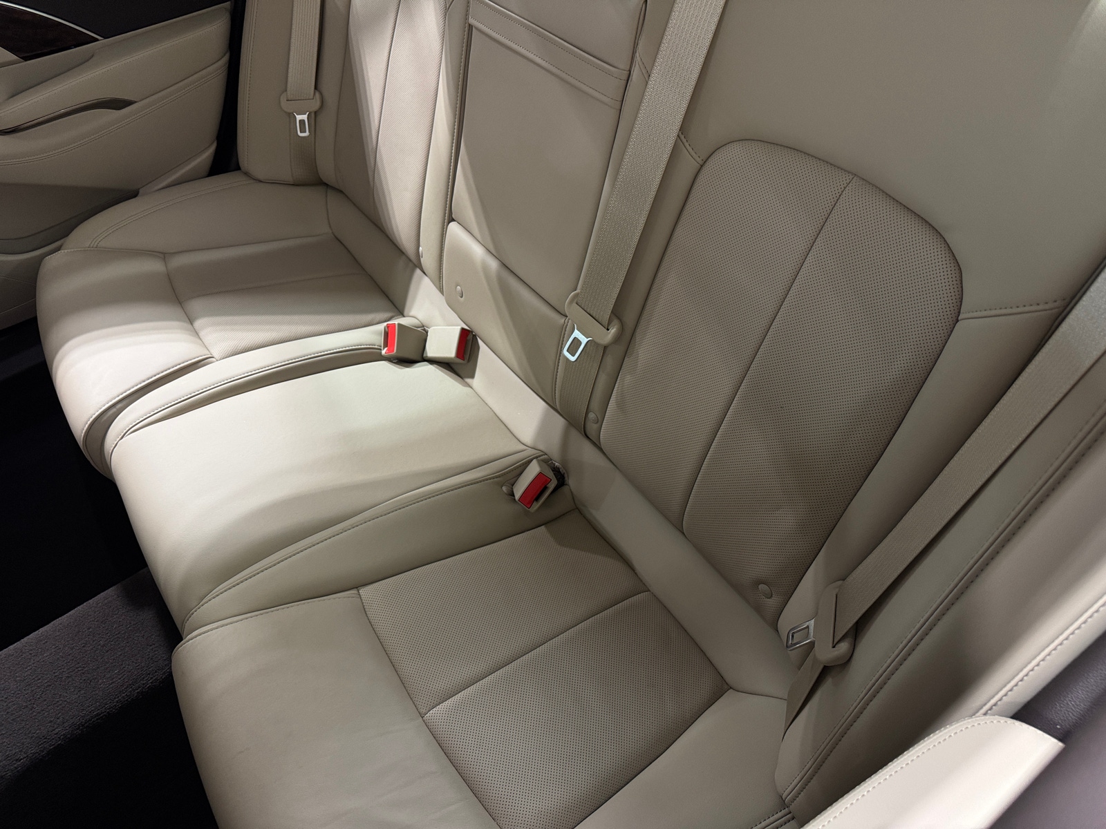 Thumbnail: 2014 Buick LaCrosse - 5