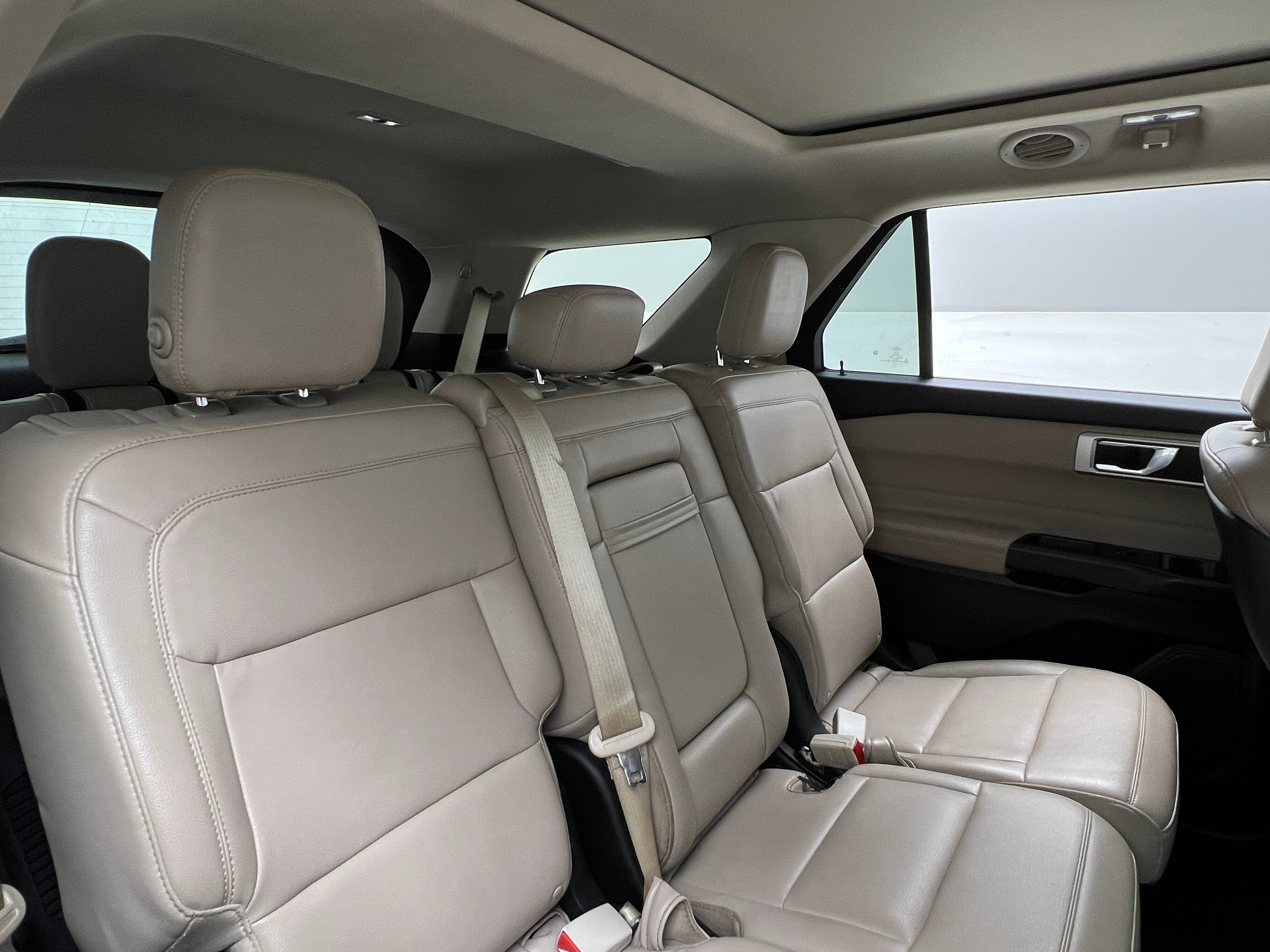 Thumbnail: 2020 Ford Explorer - 6