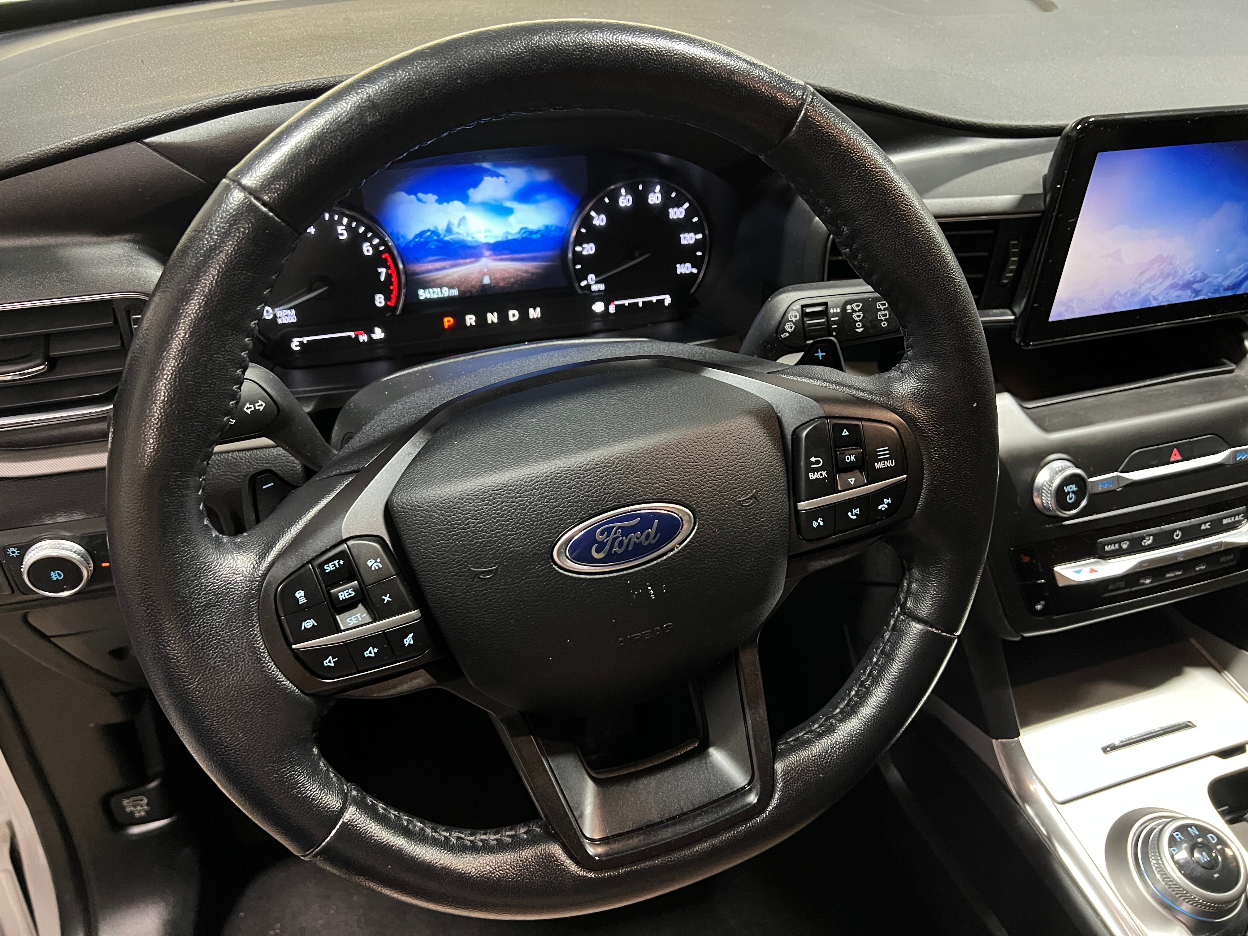 Thumbnail: 2020 Ford Explorer - 5