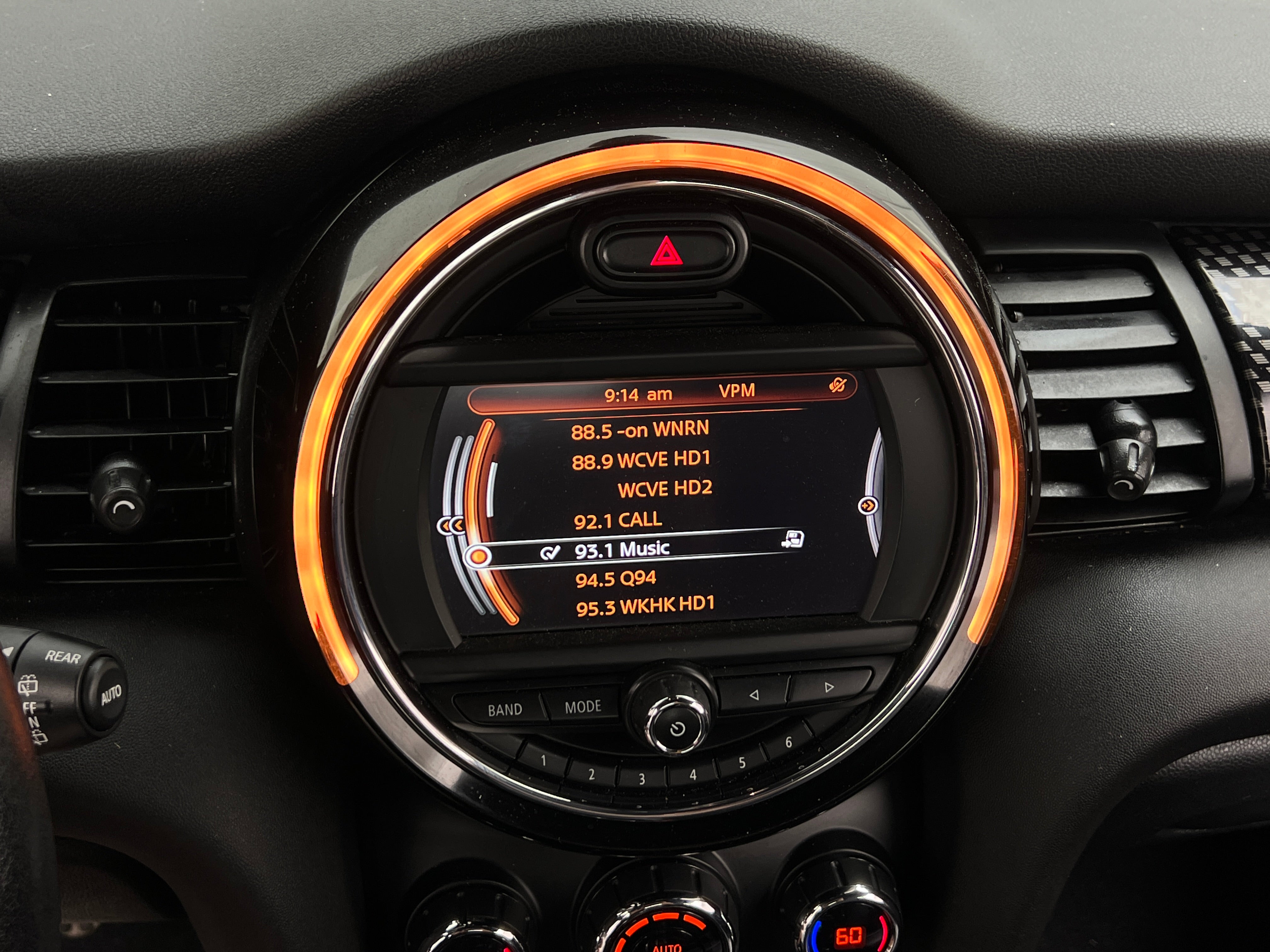 Thumbnail: 2016 MINI Cooper Hardtop - 3