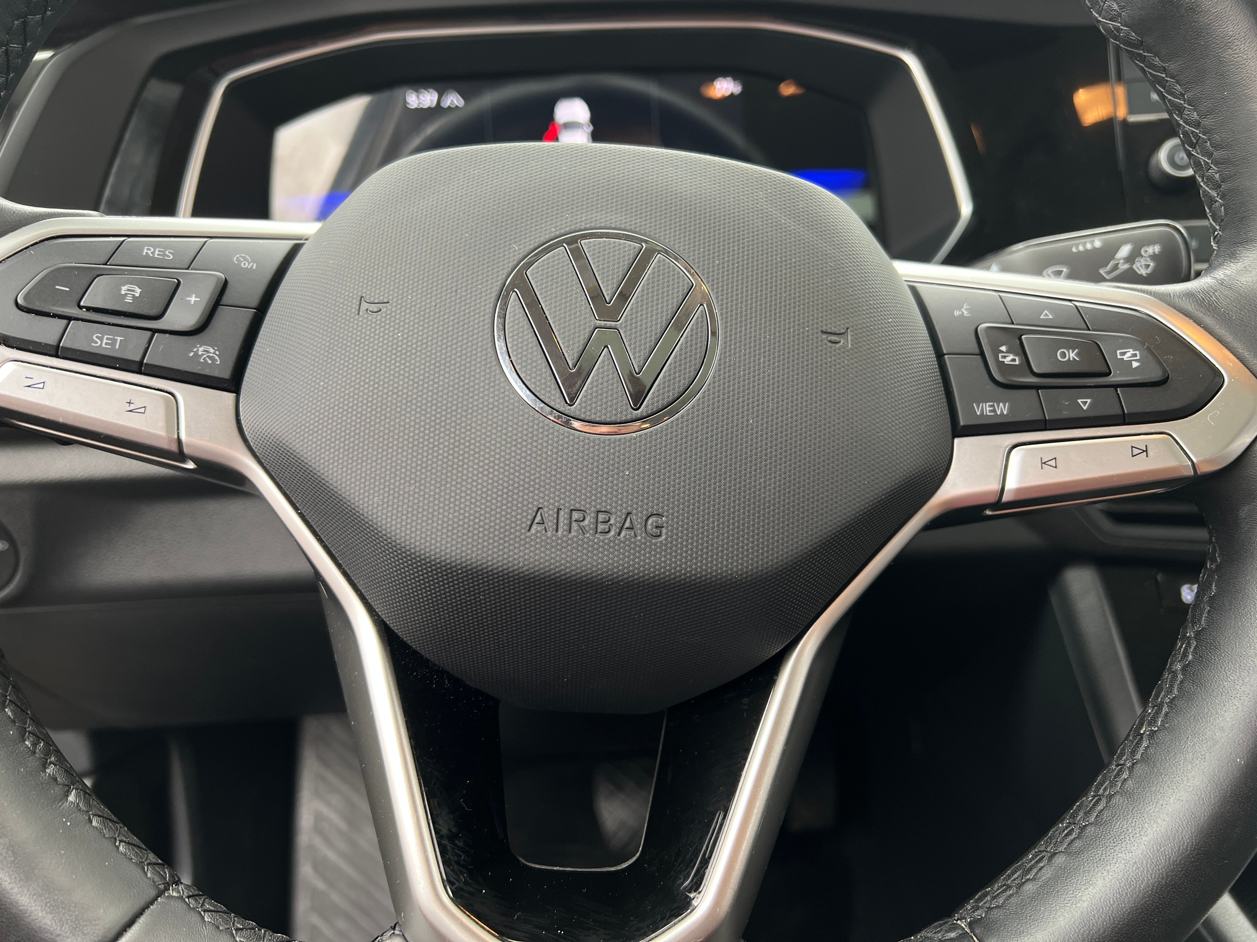 Thumbnail: 2023 Volkswagen Jetta - 4