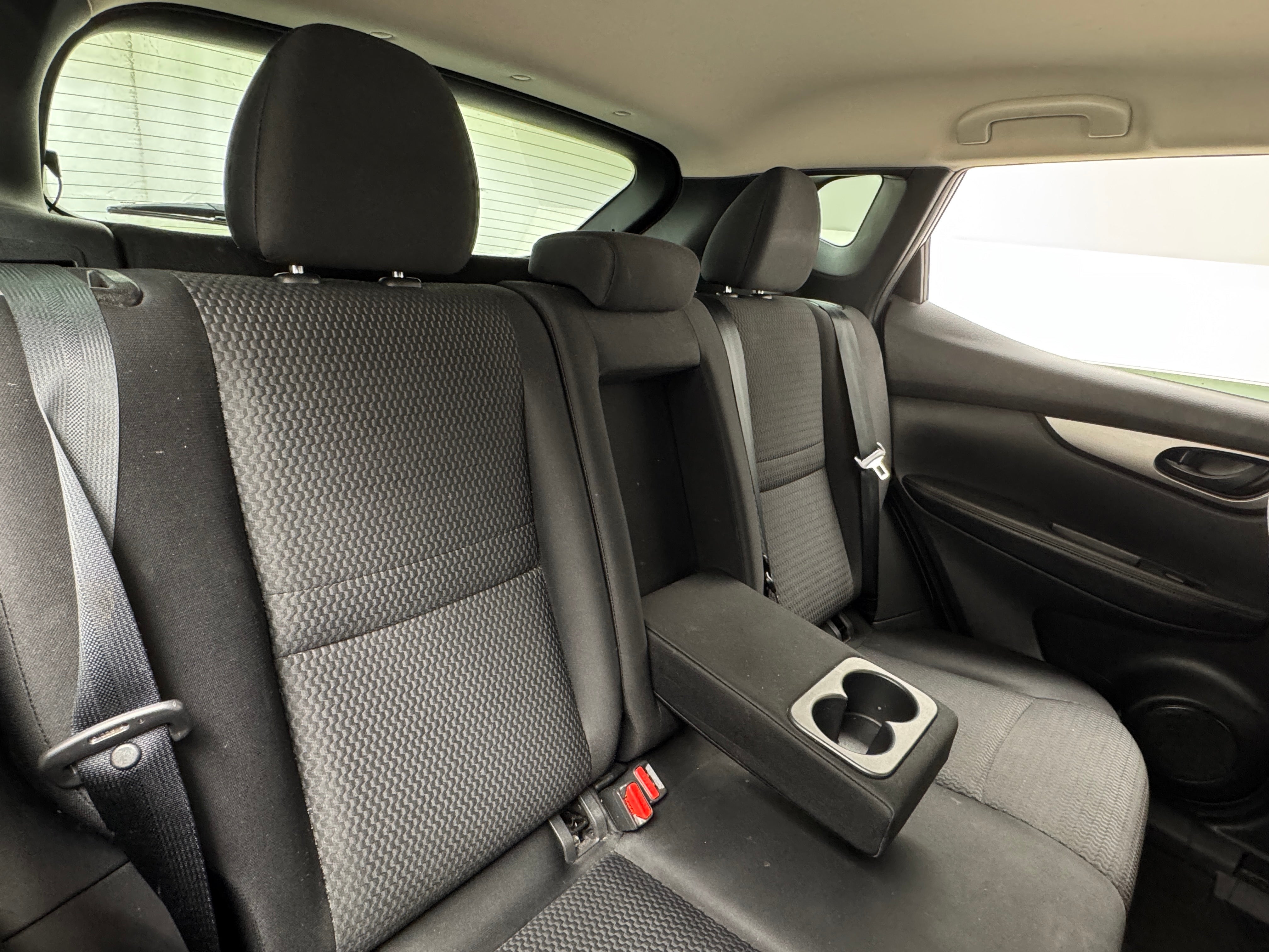 Thumbnail: 2019 Nissan Rogue Sport - 6