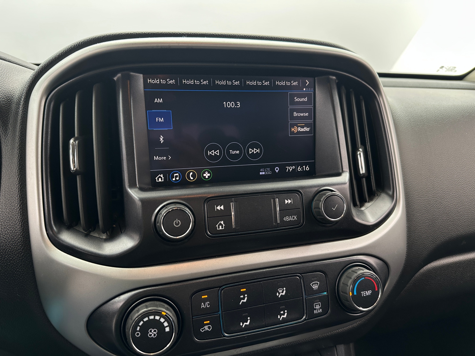 Thumbnail: 2020 Chevrolet Colorado - 4