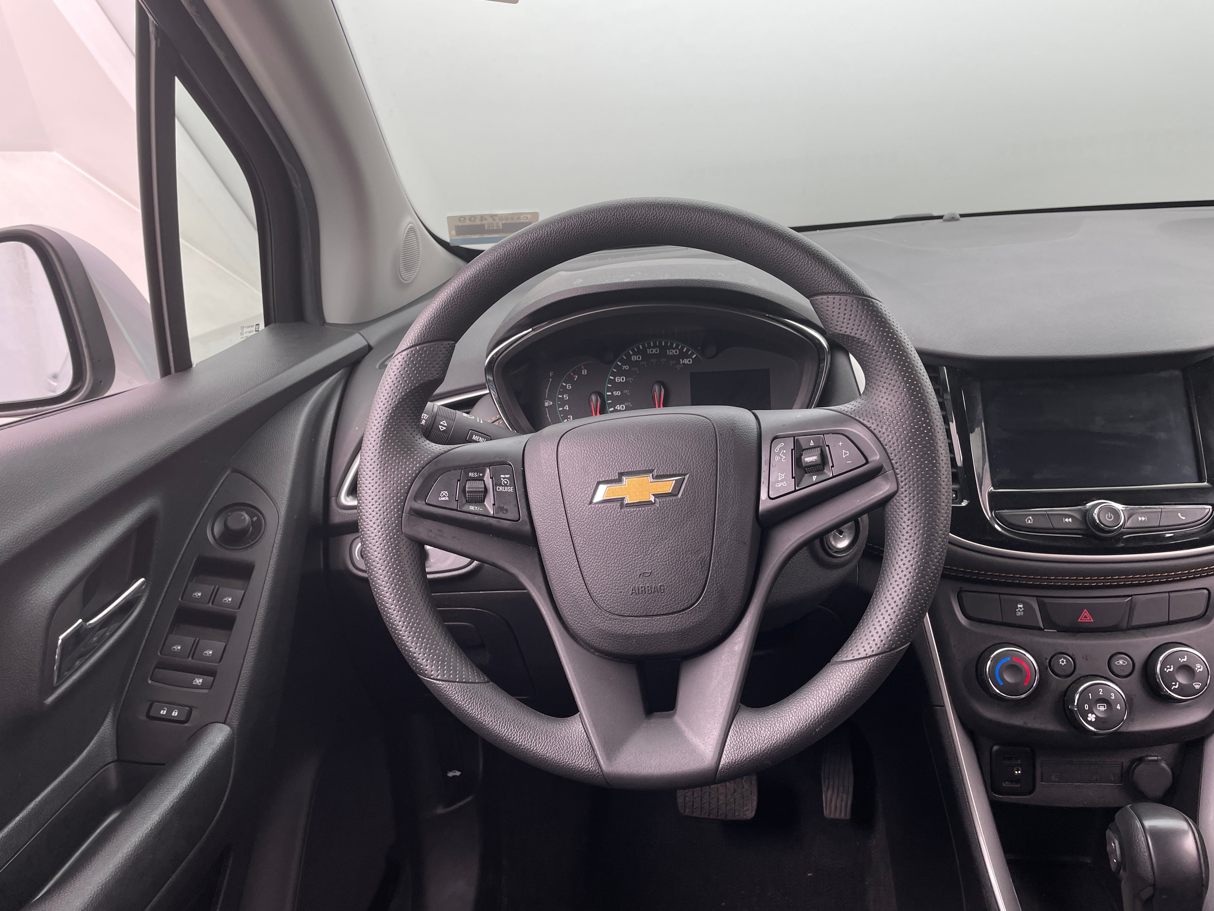 Thumbnail: 2022 Chevrolet Trax - 5