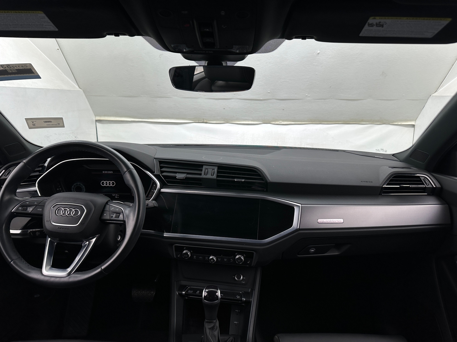 Thumbnail: 2022 Audi Q3 - 2