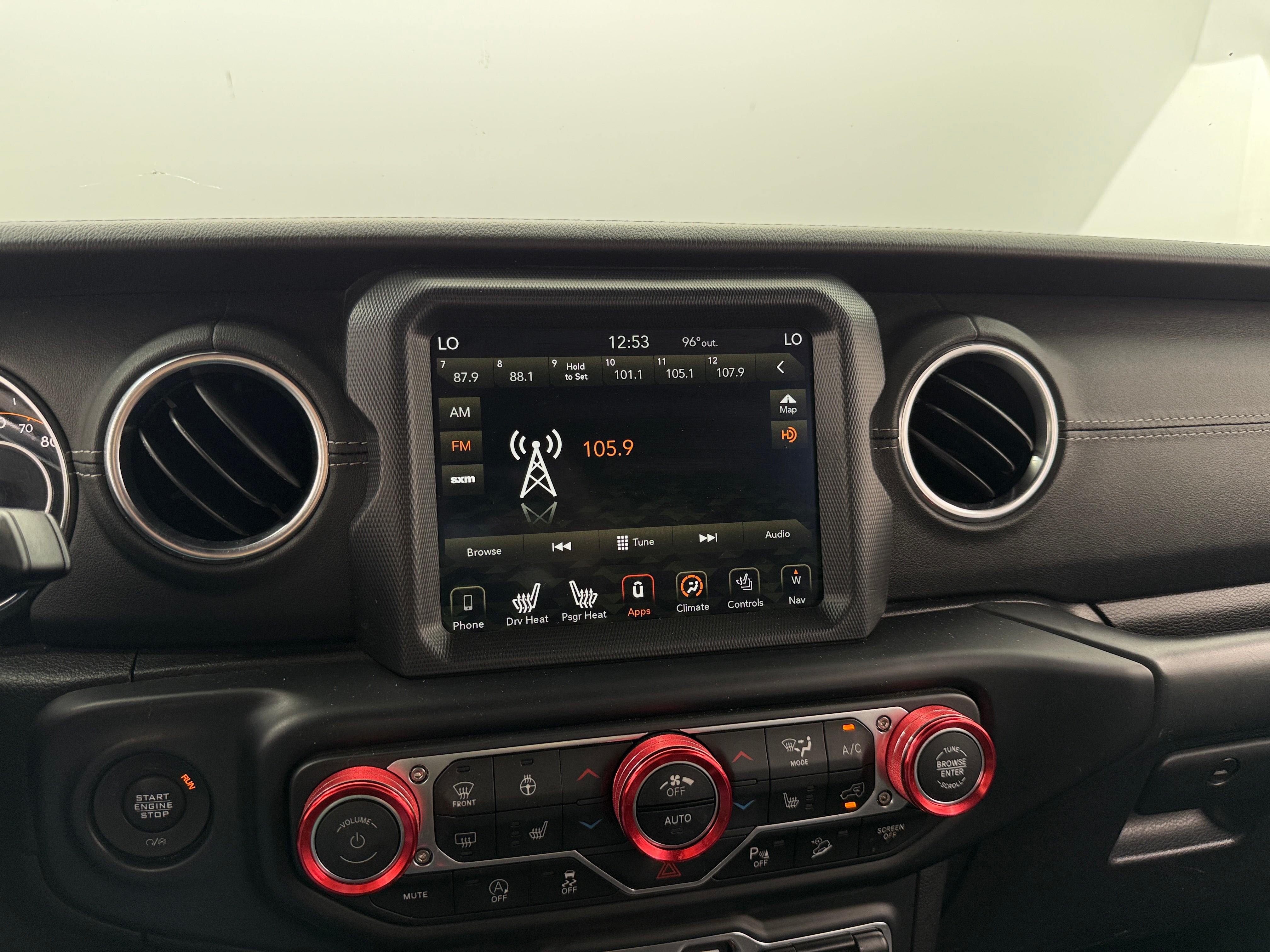 Thumbnail: 2019 Jeep Wrangler - 4