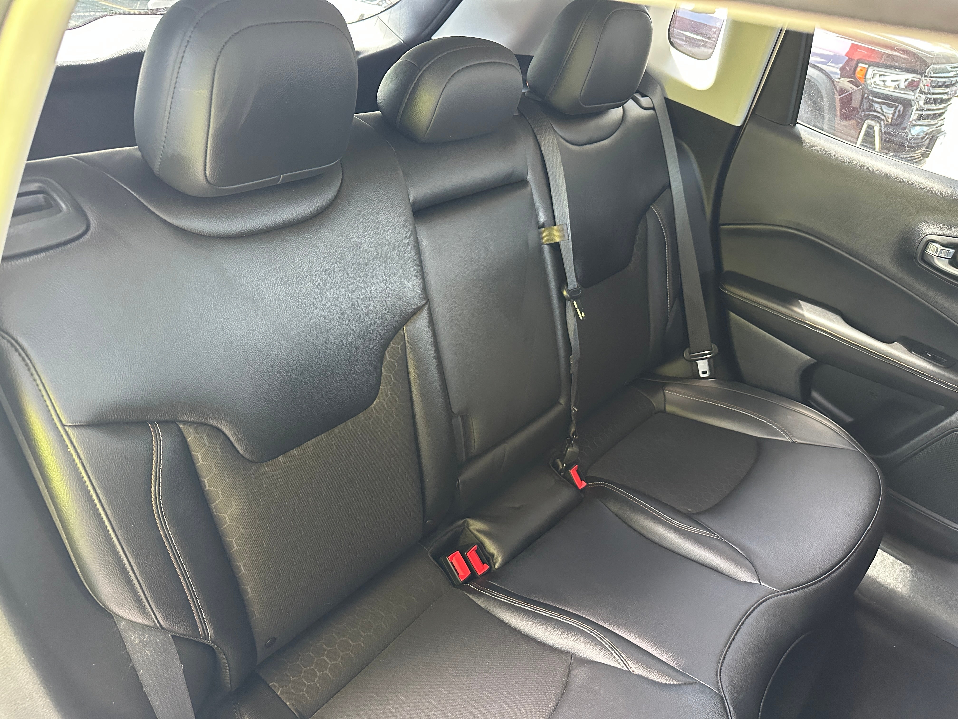Thumbnail: 2021 Jeep Compass - 6