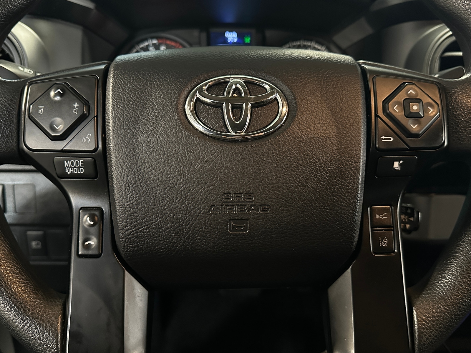 Thumbnail: 2022 Toyota Tacoma - 5
