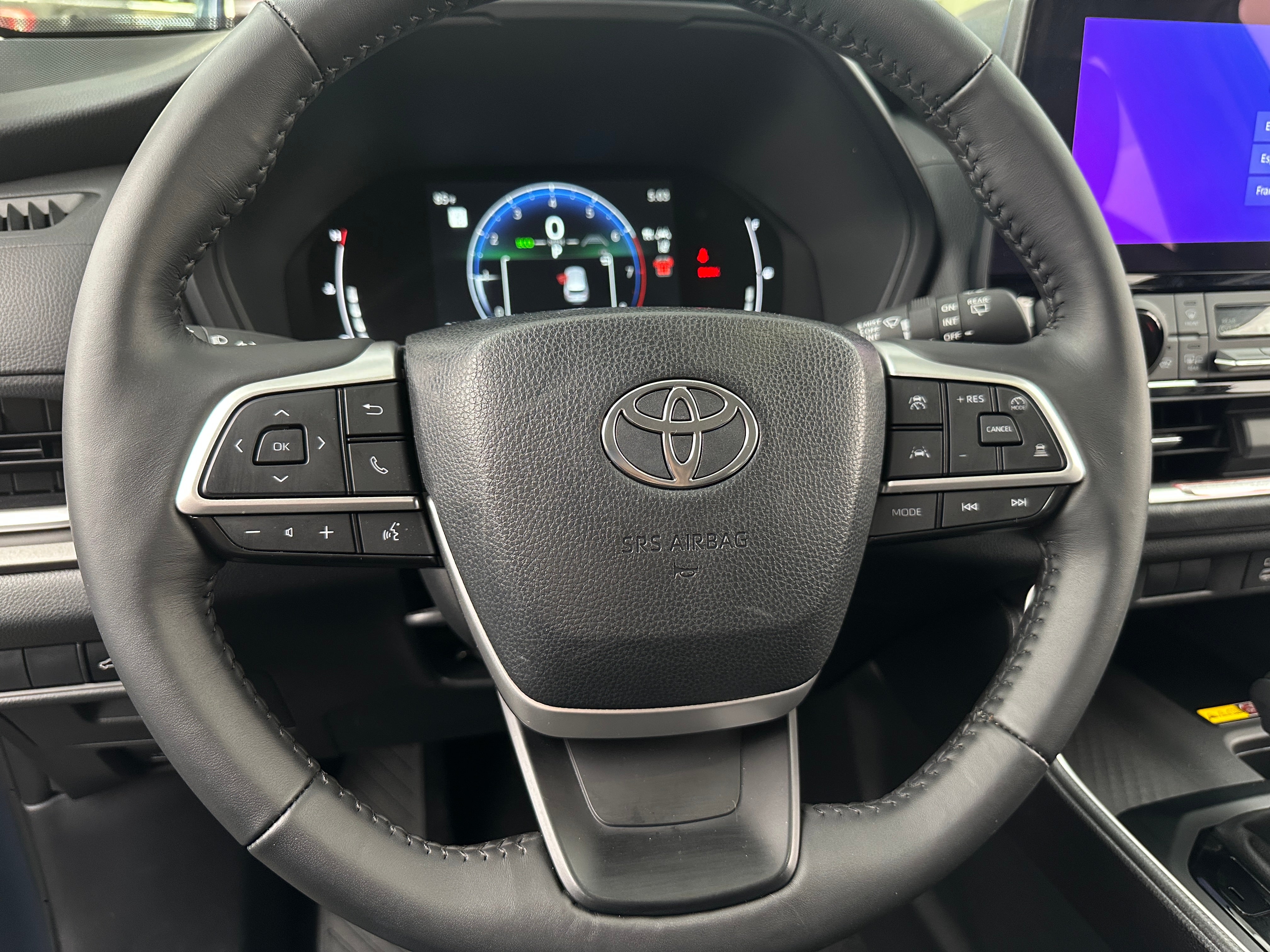 Thumbnail: 2024 Toyota Grand Highlander - 4