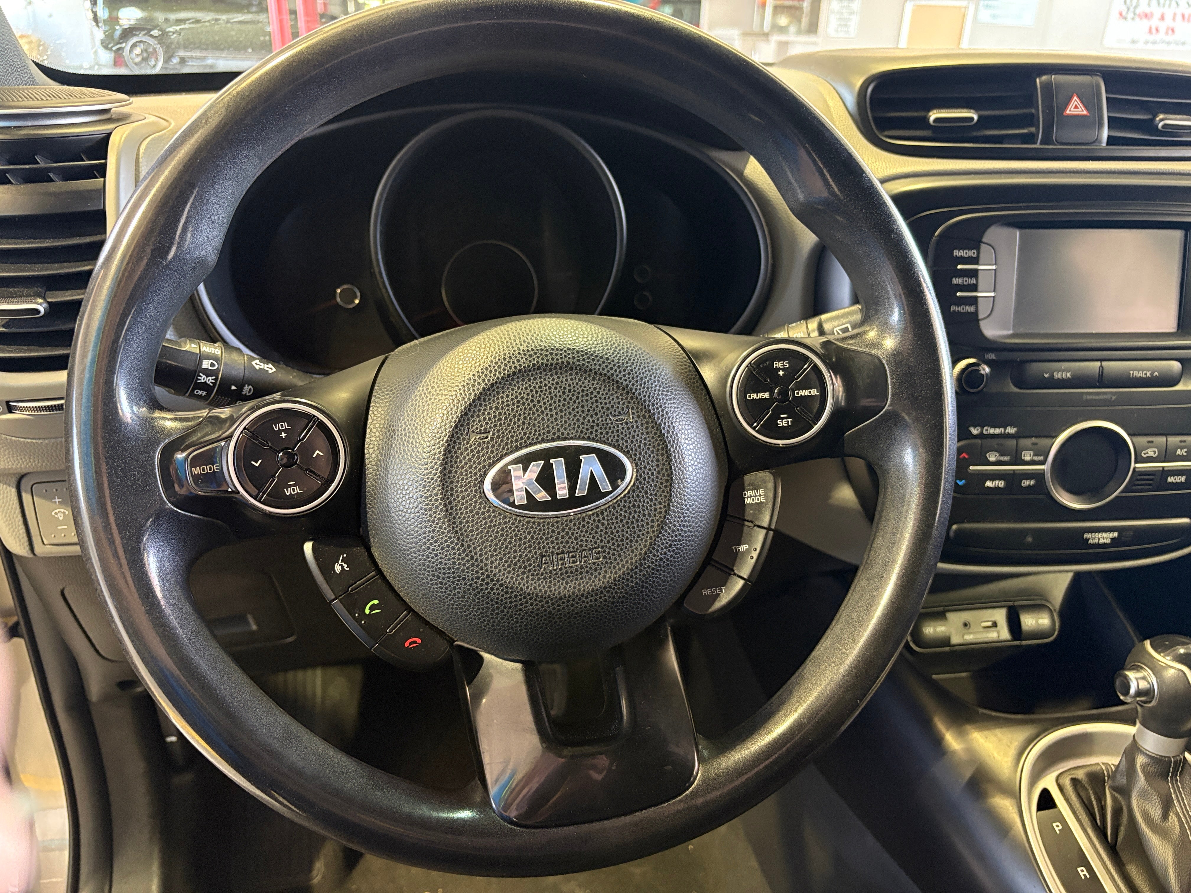 Thumbnail: 2017 Kia Soul - 5