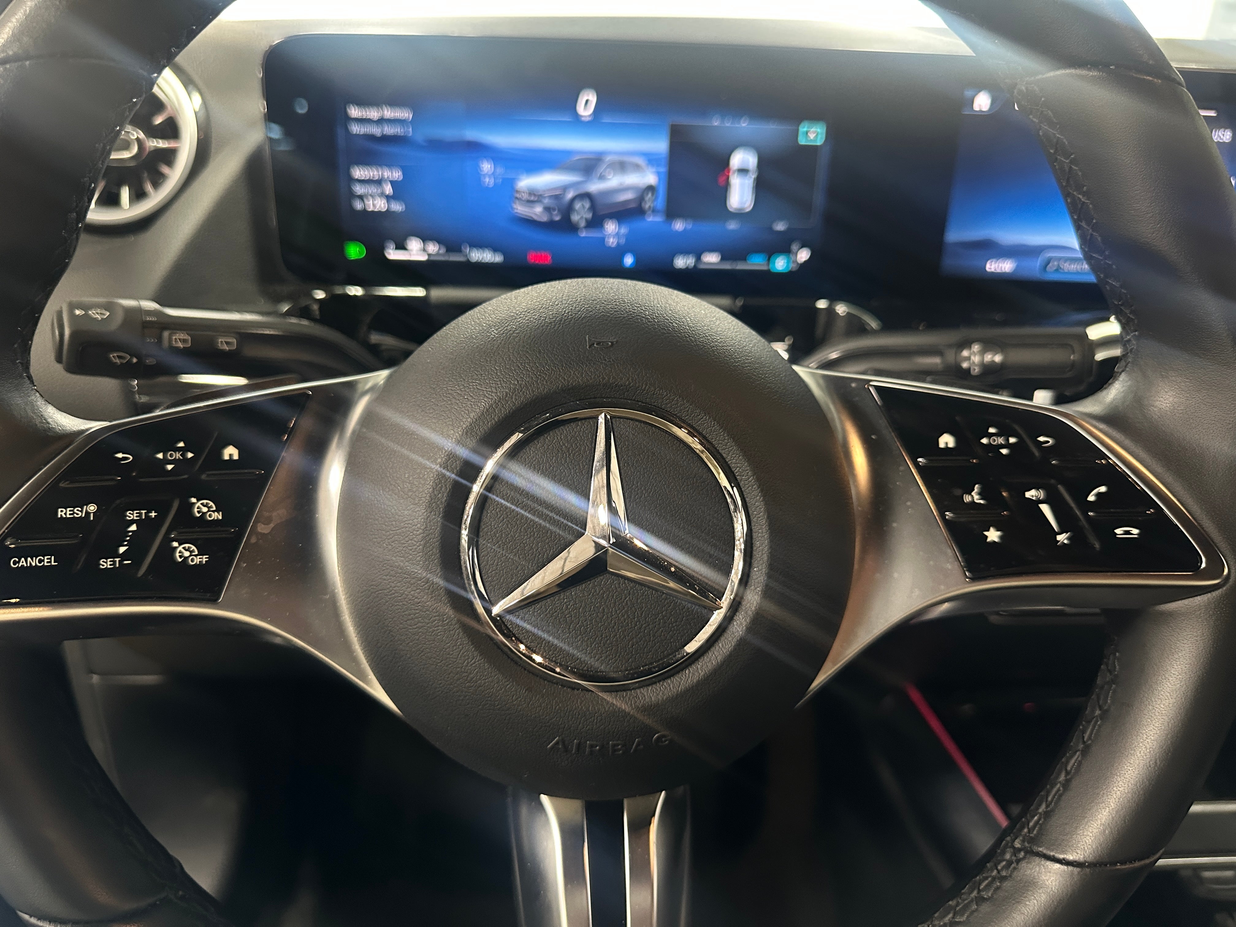 Thumbnail: 2025 Mercedes-Benz GLA - 4