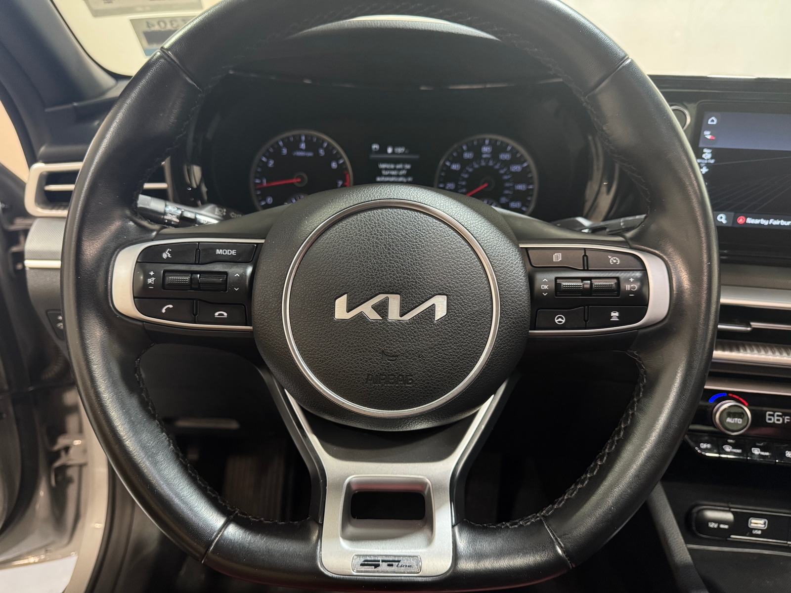 Thumbnail: 2023 Kia K5 - 4