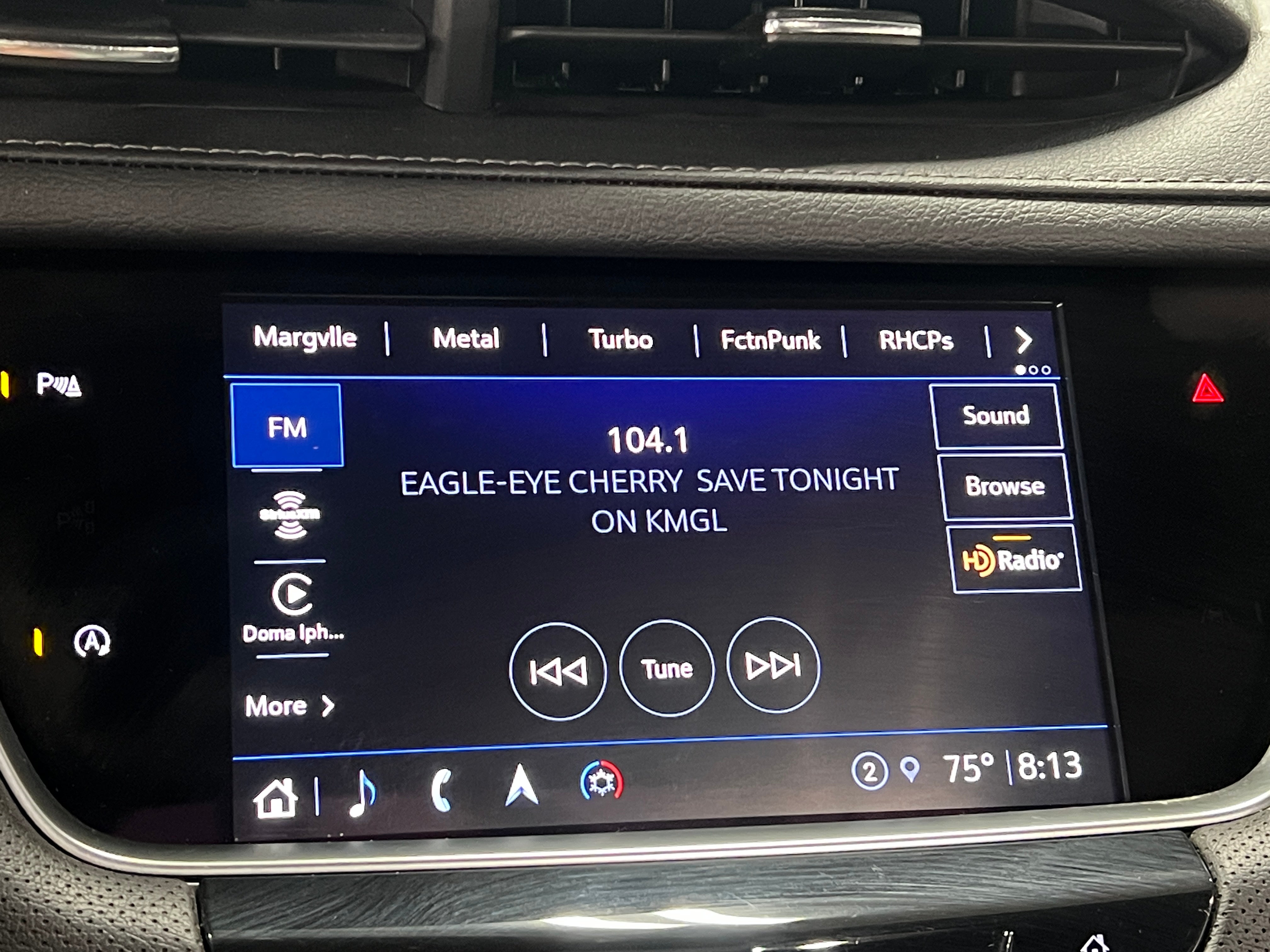 Thumbnail: 2024 Cadillac XT5 - 3