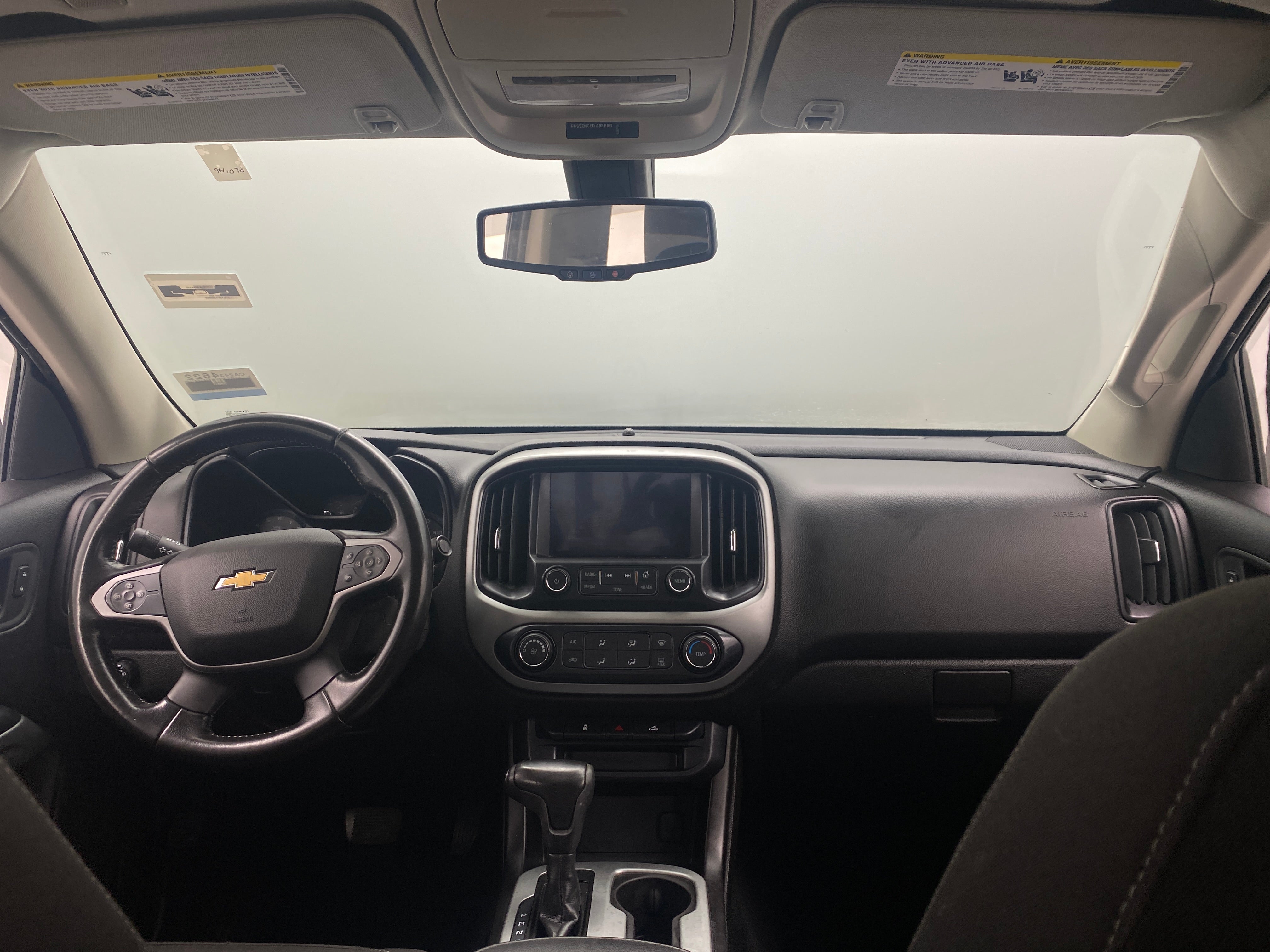 Thumbnail: 2017 Chevrolet Colorado - 3