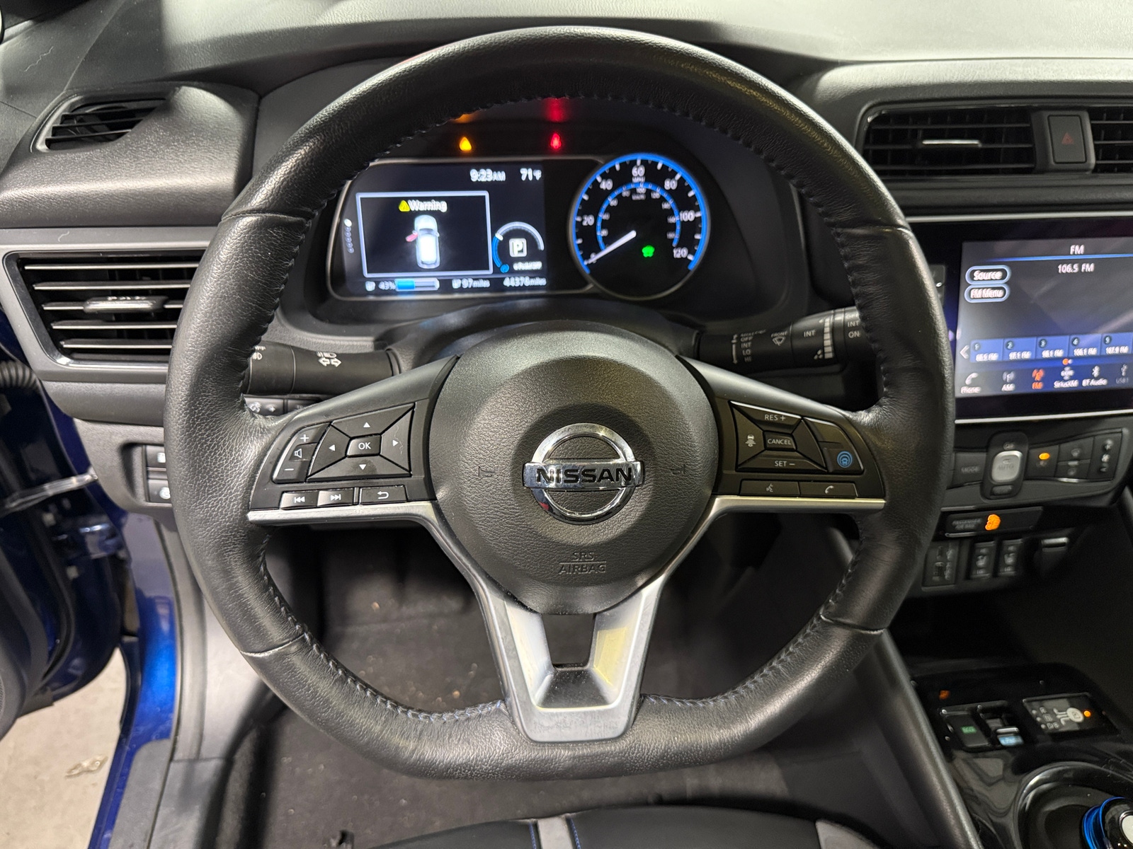 Thumbnail: 2020 Nissan Leaf - 4