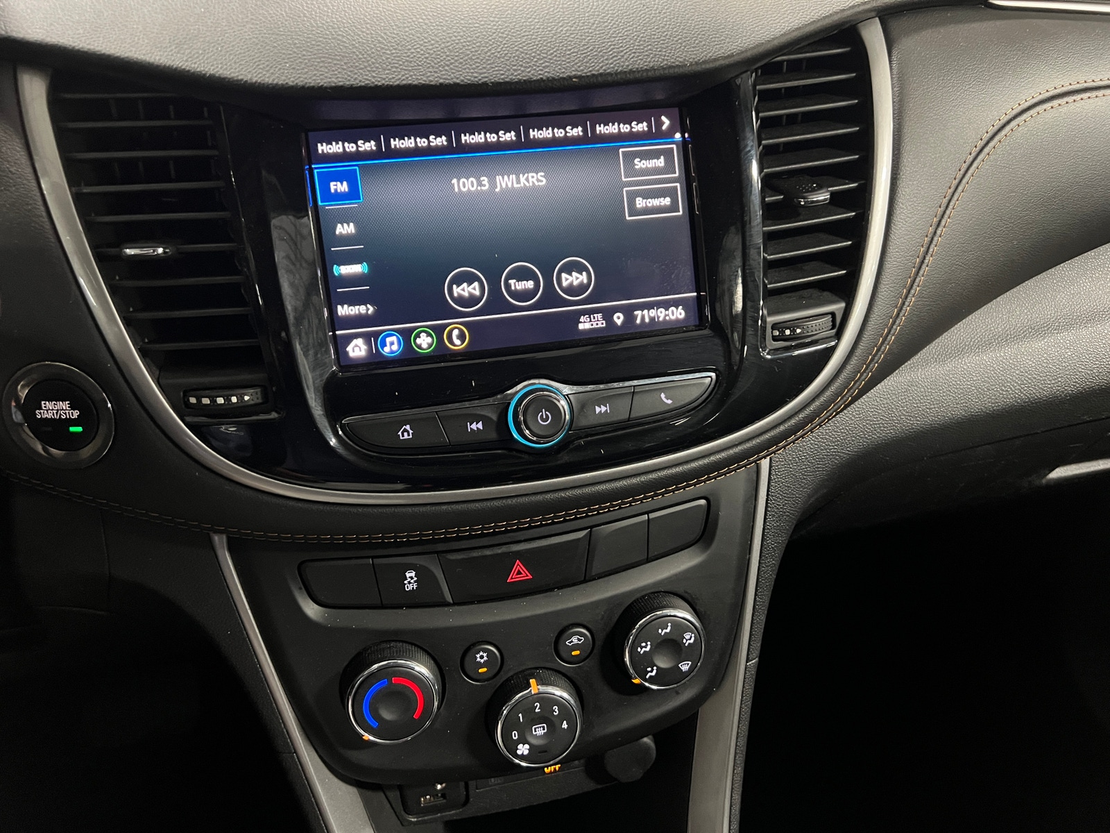 Thumbnail: 2020 Chevrolet Trax - 4