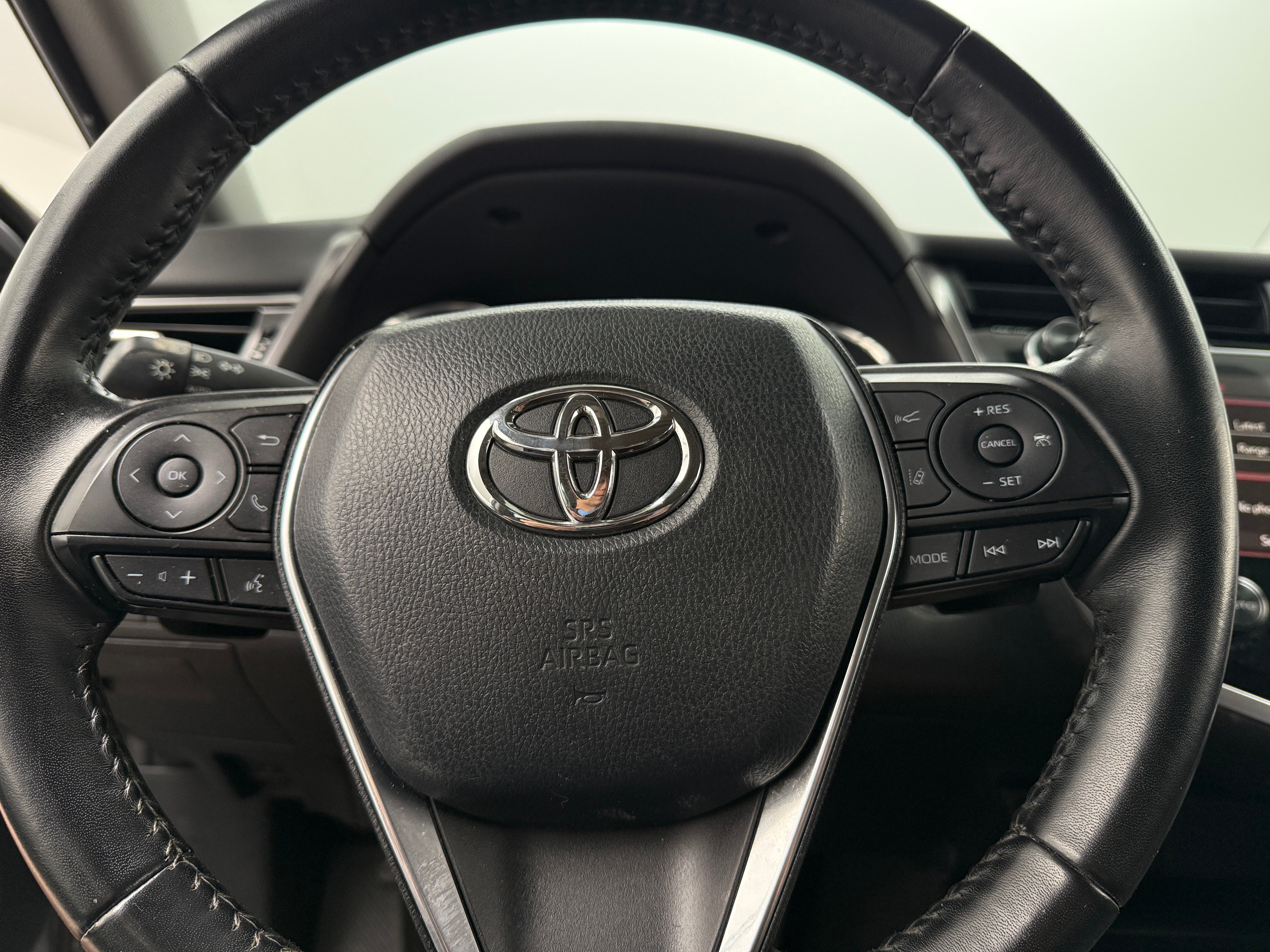 Thumbnail: 2019 Toyota Camry - 5