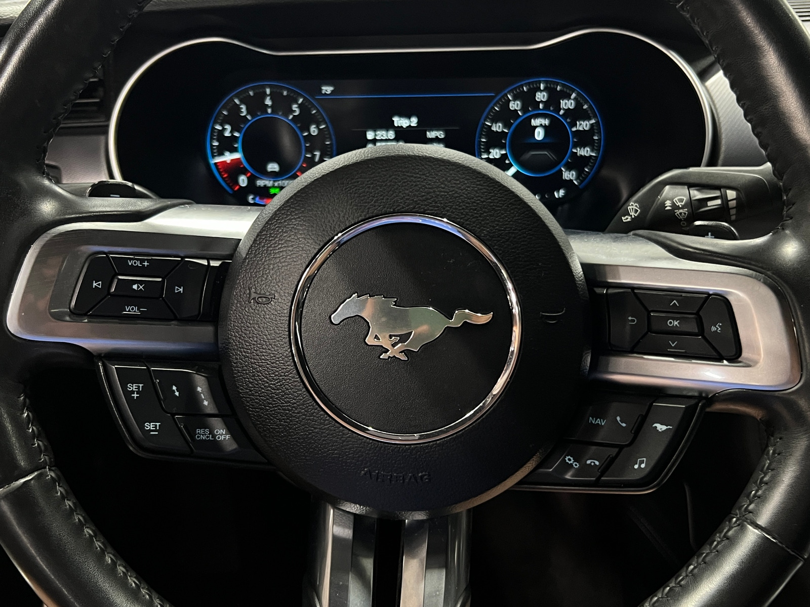 Thumbnail: 2018 Ford Mustang - 4