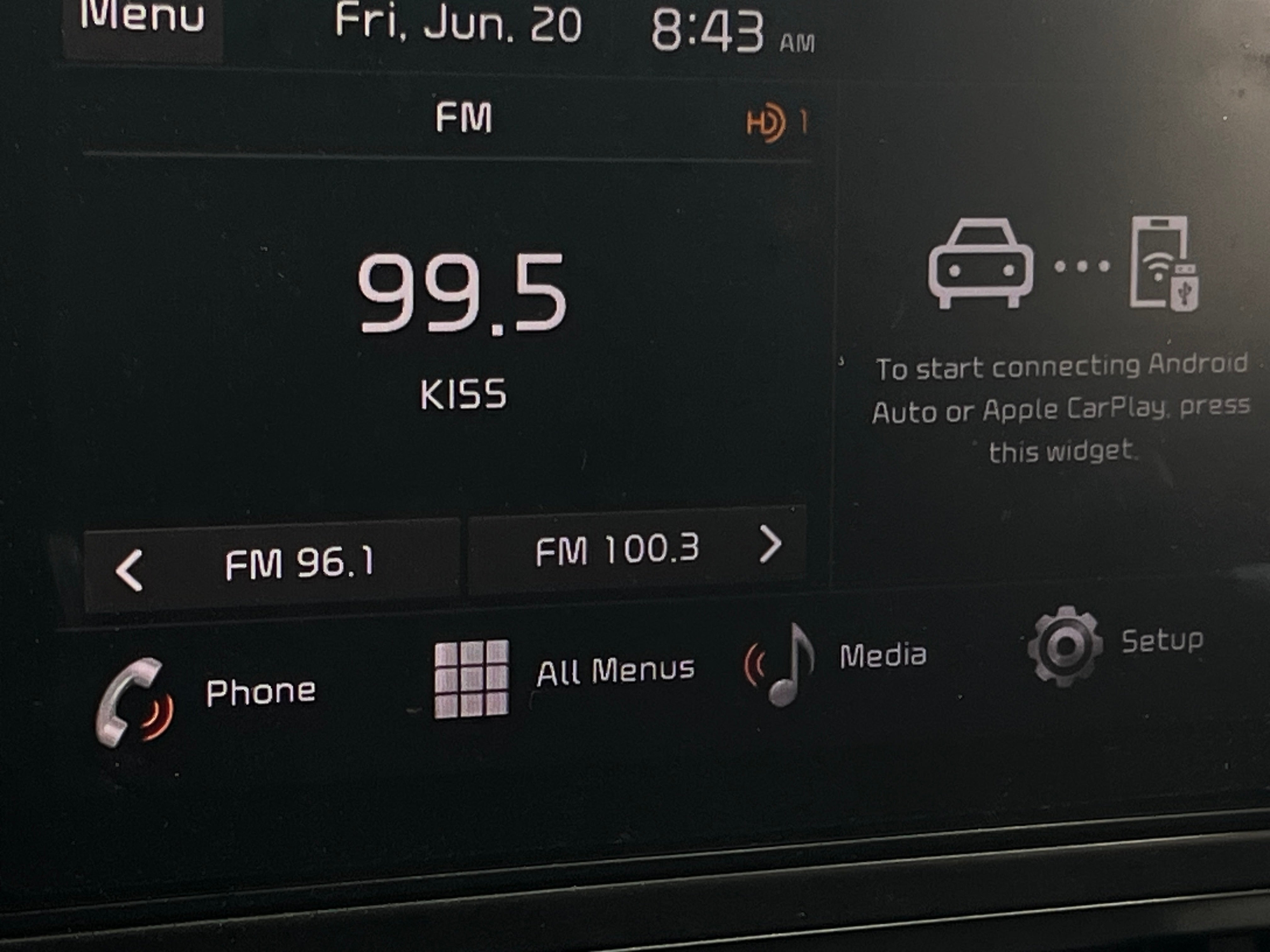Thumbnail: 2023 Kia Carnival - 3