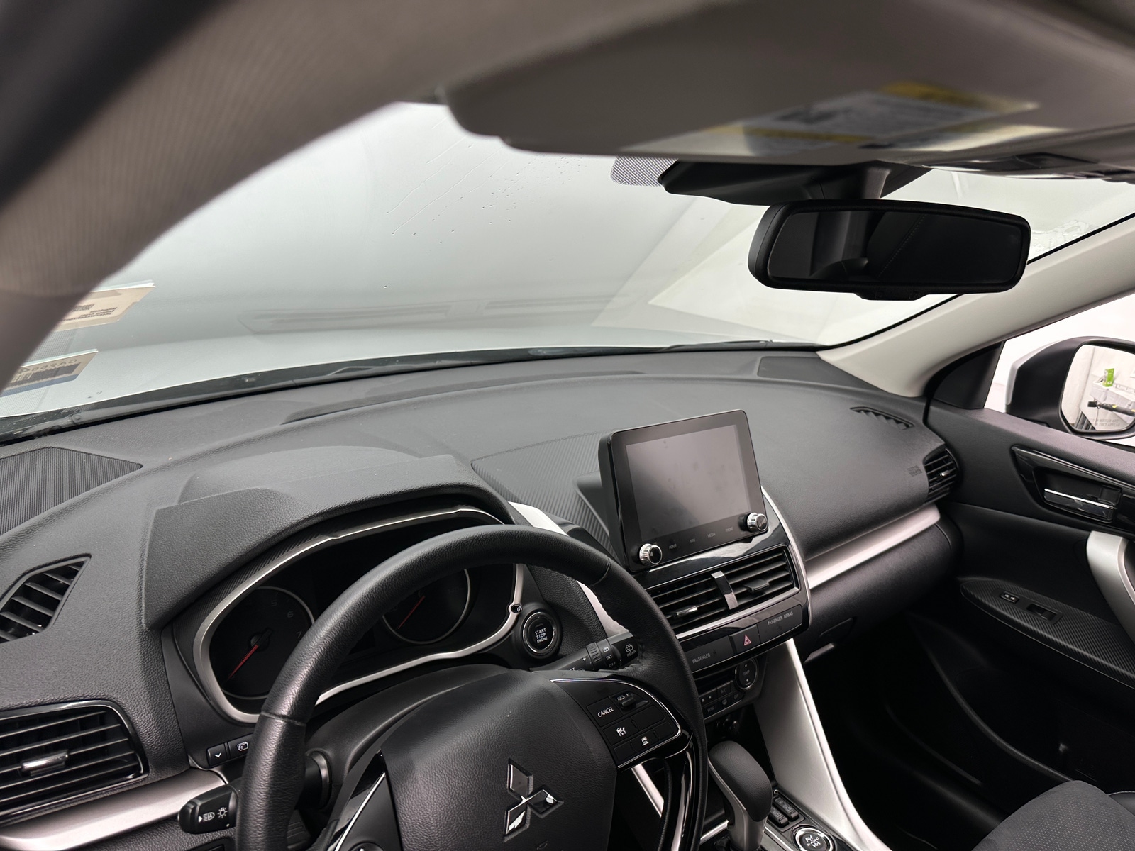 Thumbnail: 2024 Mitsubishi Eclipse Cross - 2