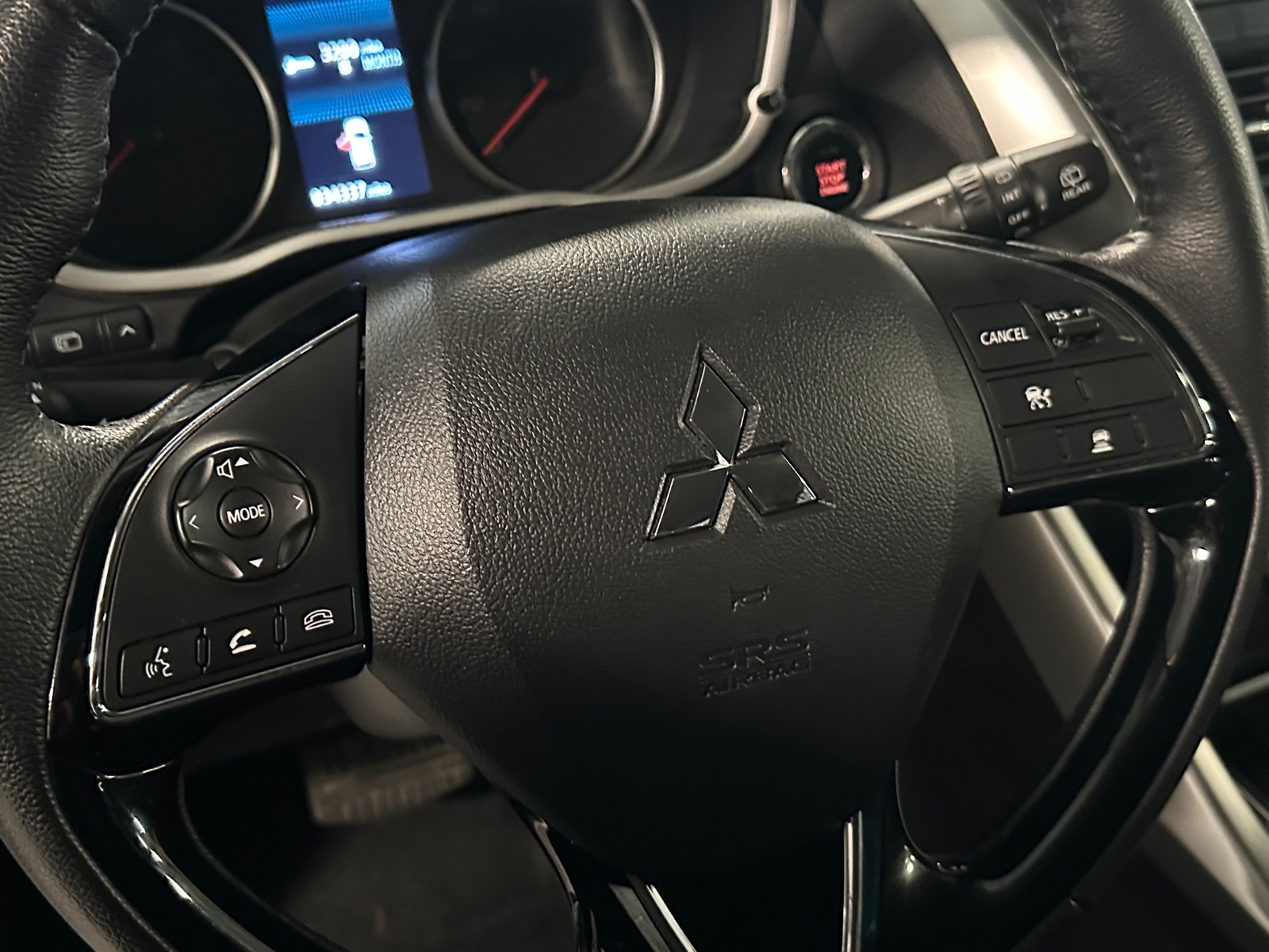 Thumbnail: 2024 Mitsubishi Eclipse Cross - 4