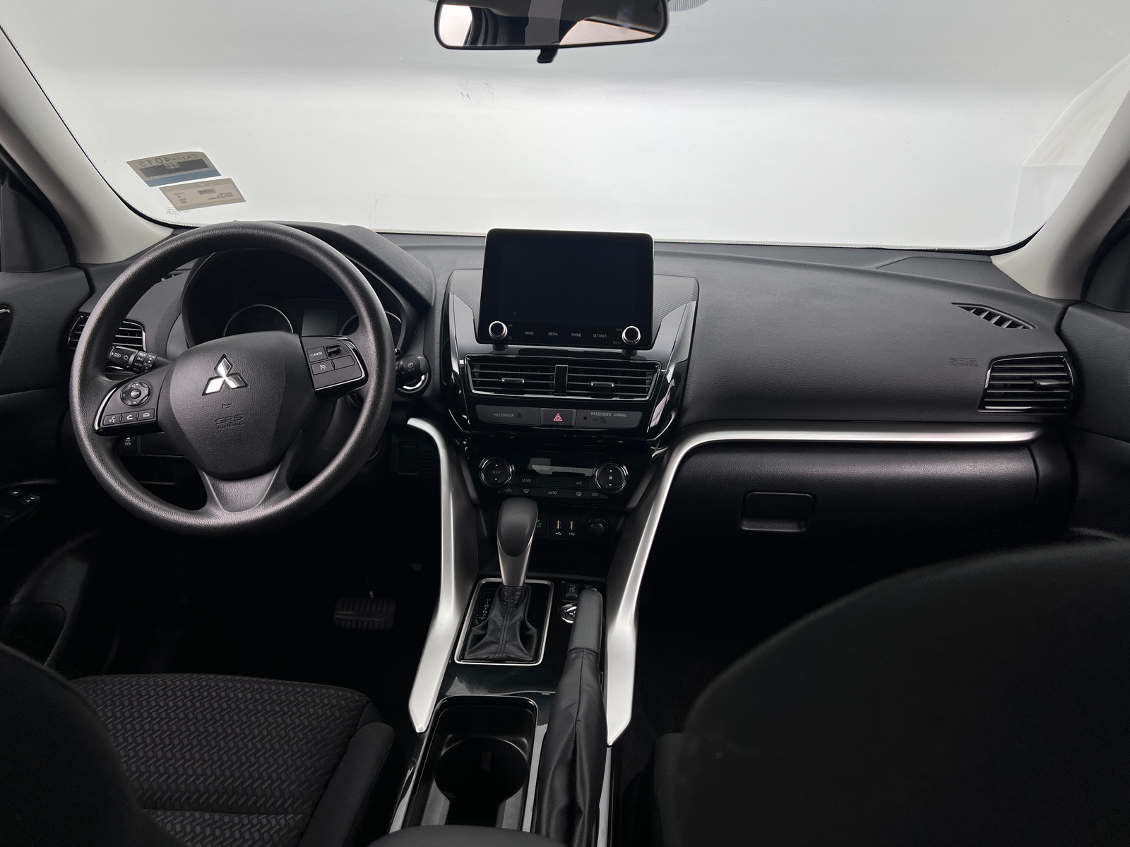 Thumbnail: 2024 Mitsubishi Eclipse Cross - 3