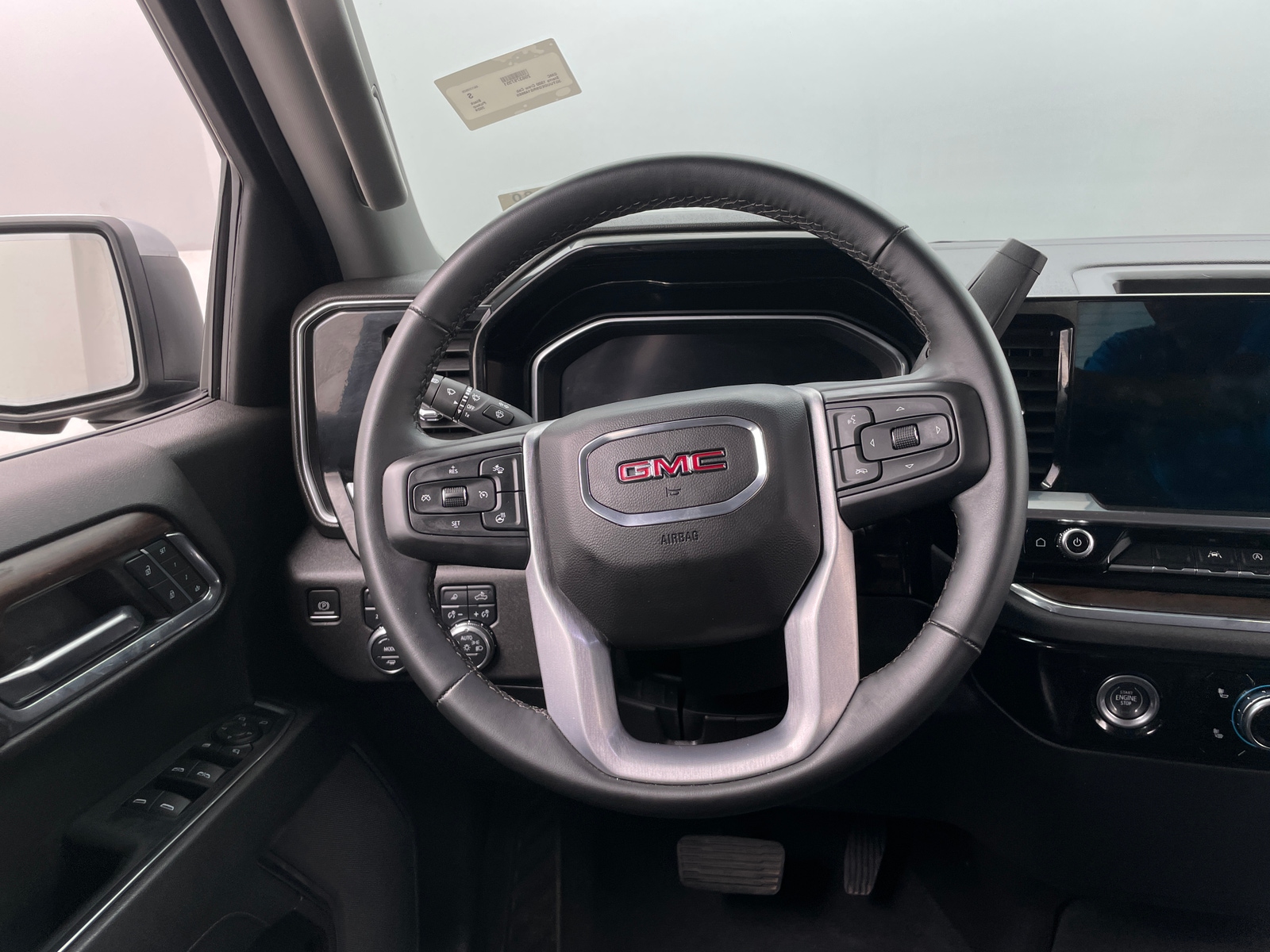 Thumbnail: 2024 GMC Sierra 1500 - 4