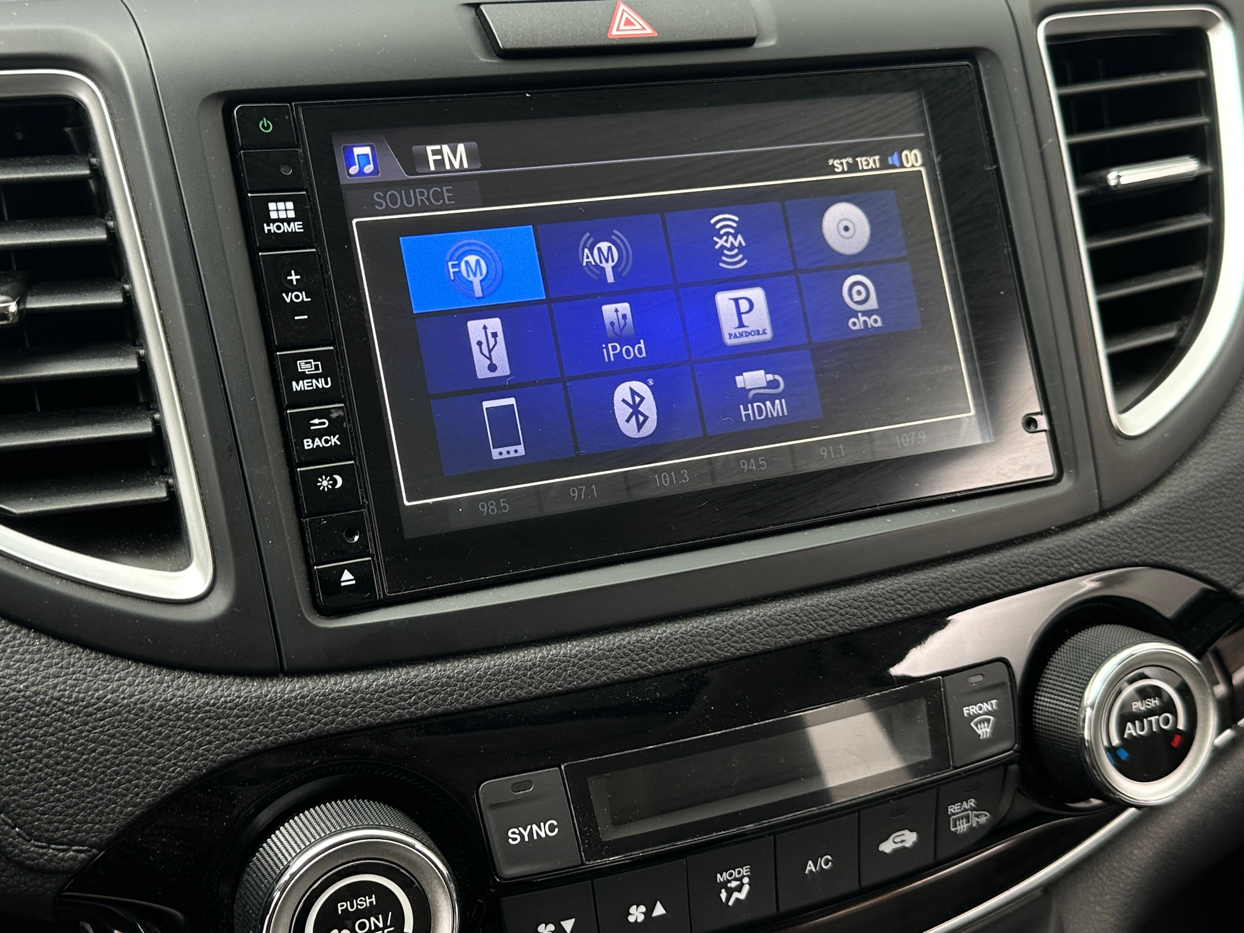 Thumbnail: 2015 Honda CR-V - 3