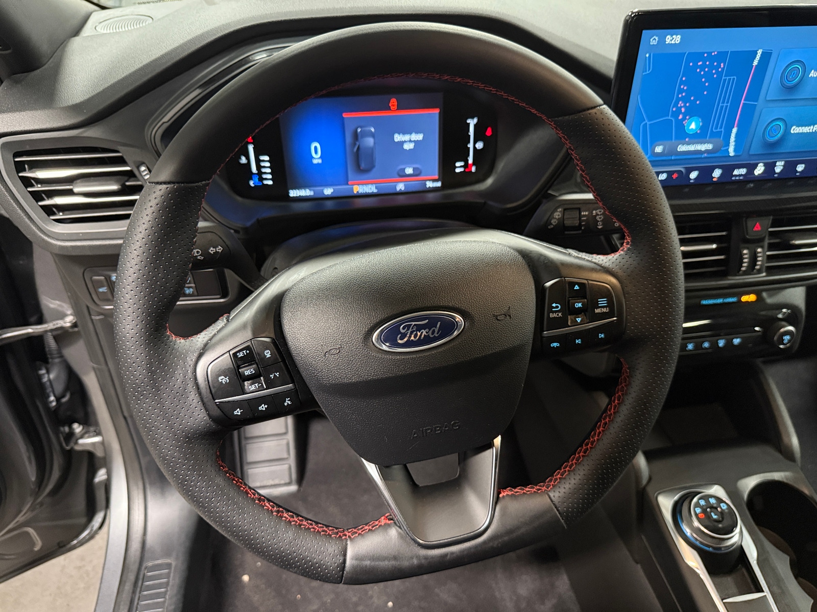 Thumbnail: 2023 Ford Escape - 4
