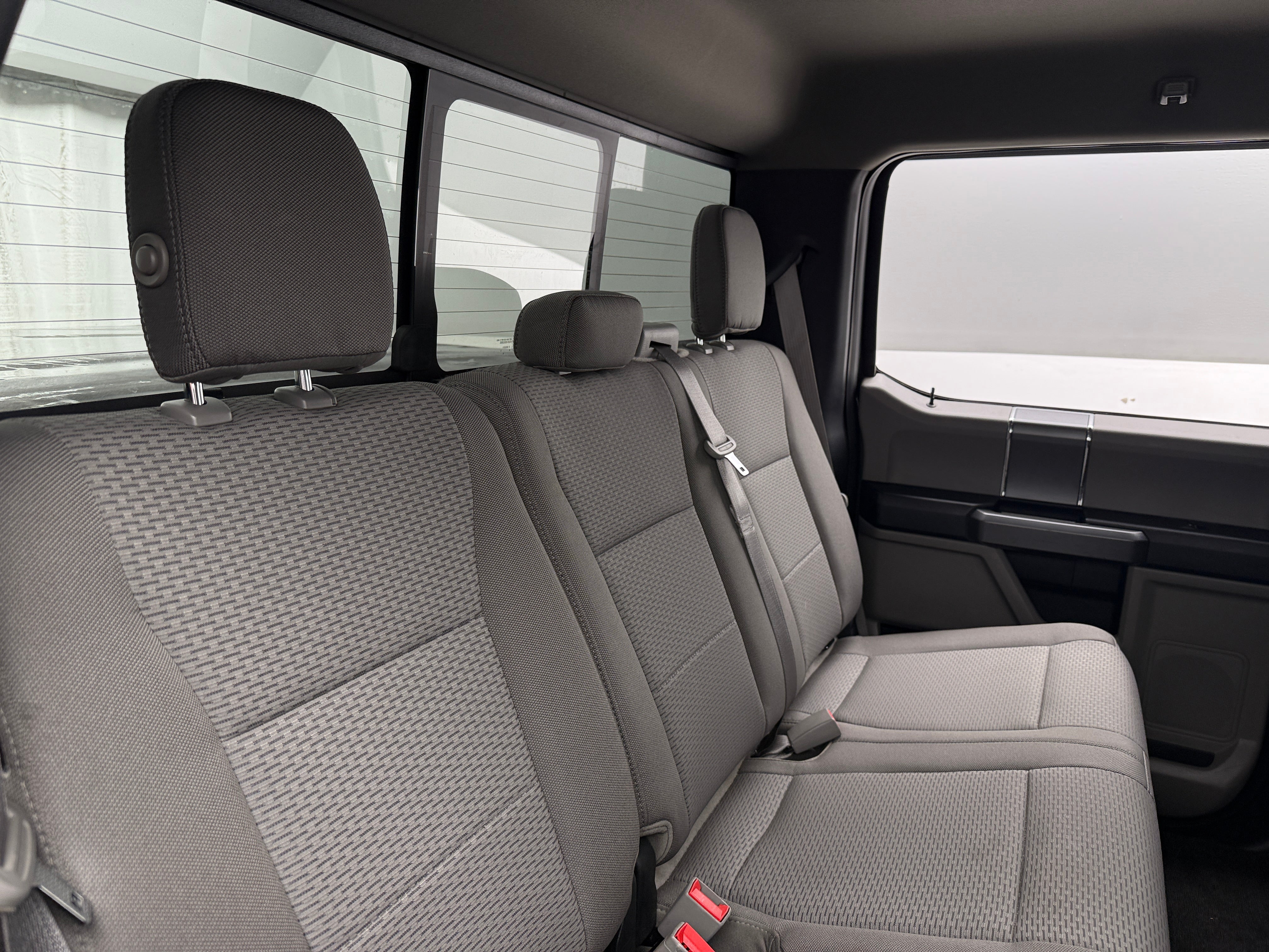 Thumbnail: 2018 Ford Econoline - 6